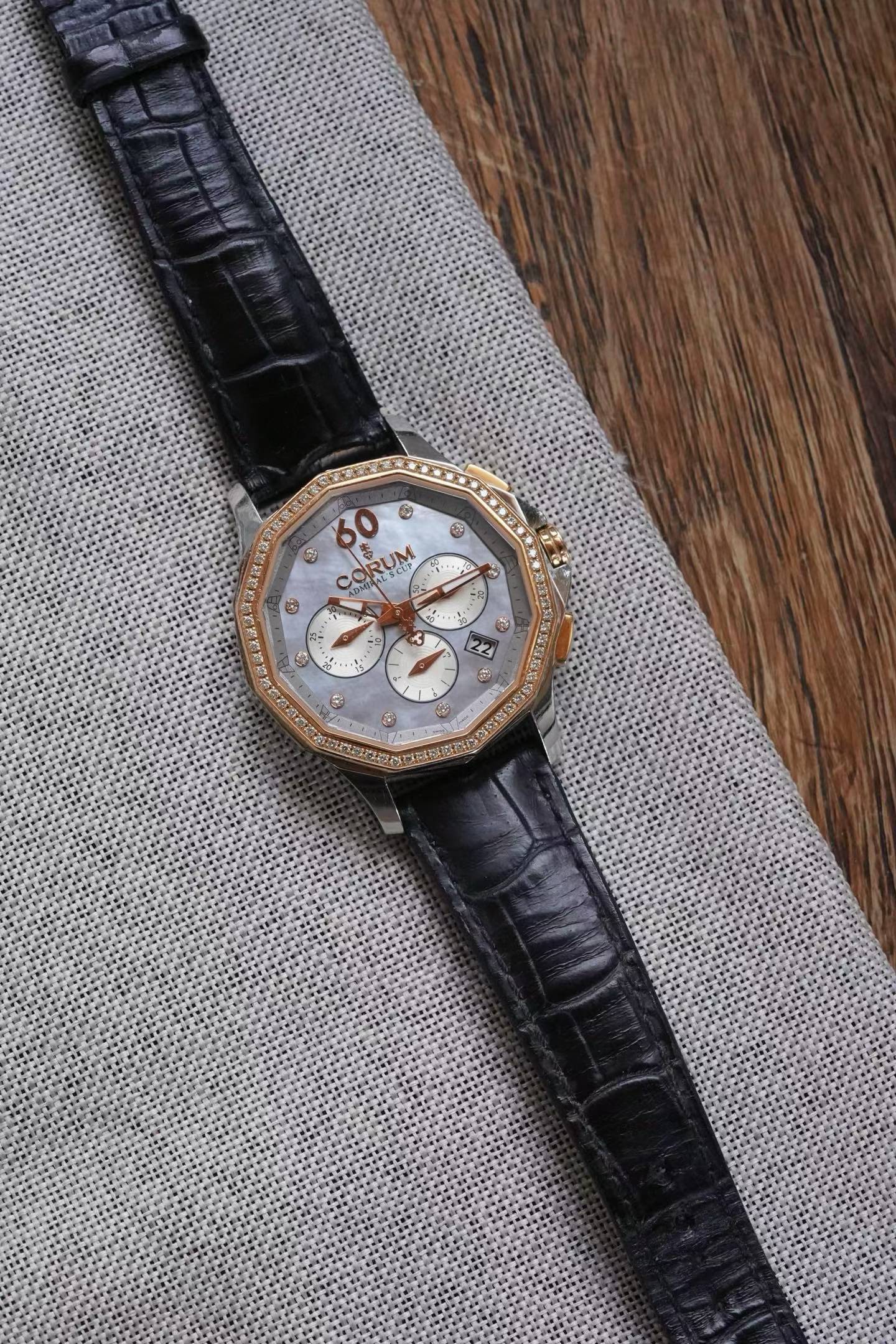 Corum 132.101.29 / F149 detail 1