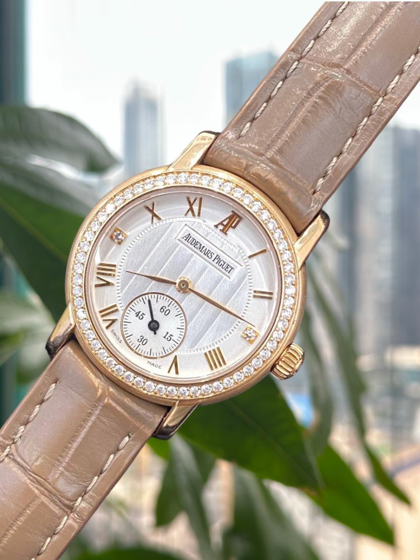 Audemars Piguet 77209OR.ZZ.A067CR.01 detail 2