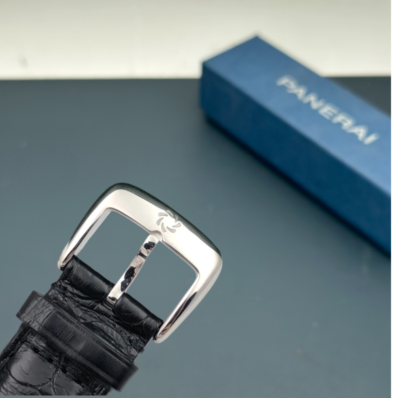 Carl F. Bucherer 00.10905.08.26.01 detail 5