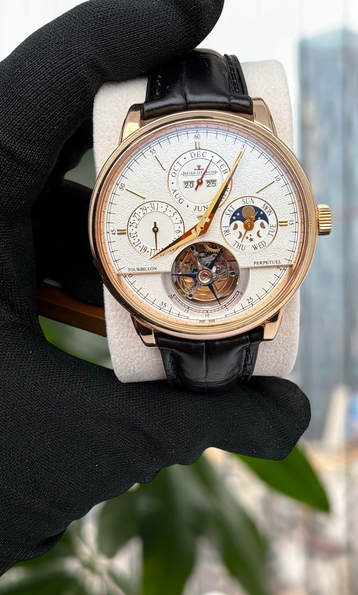Jaeger-LeCoultre 5042520 detail 5