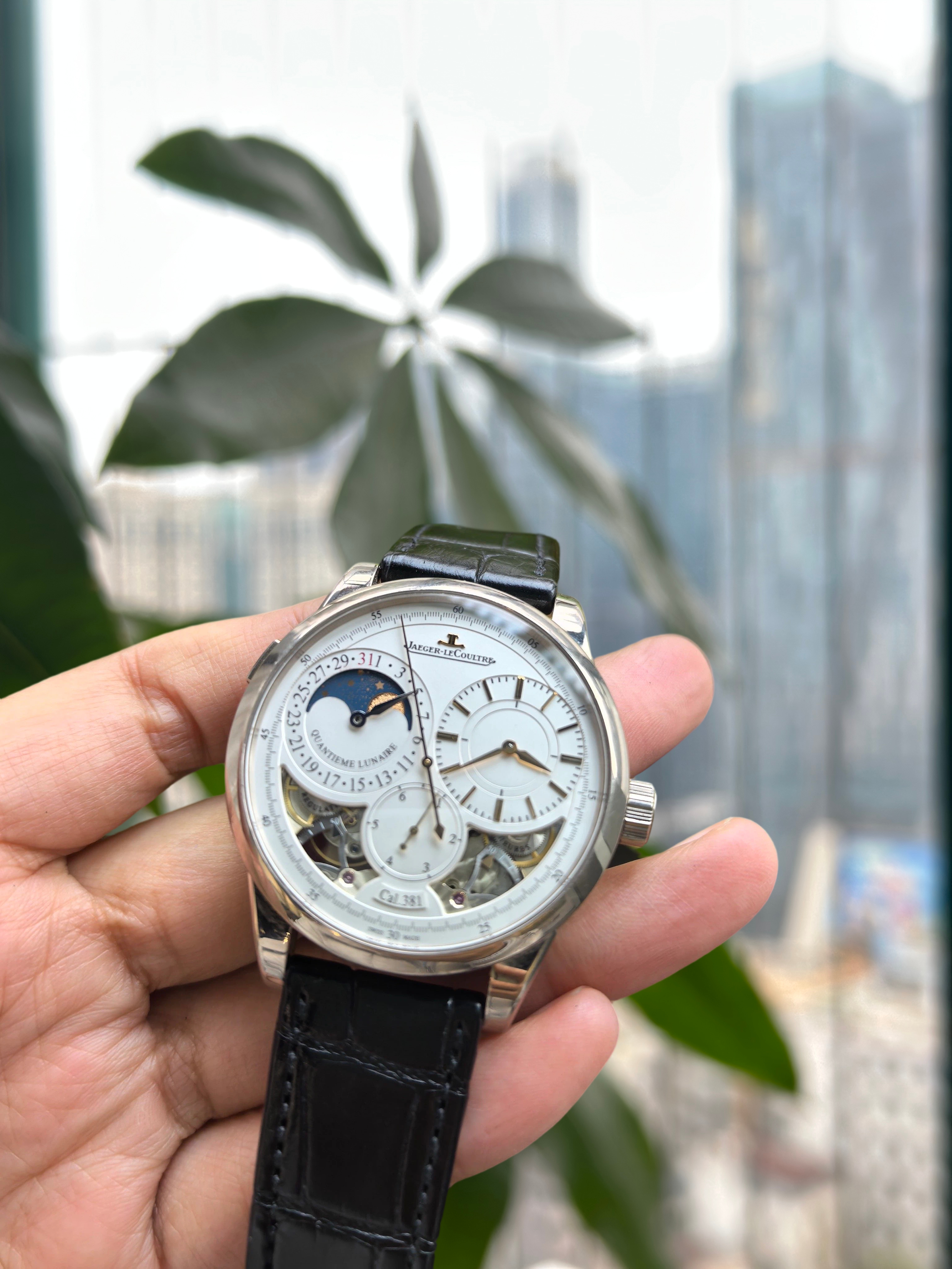 Jaeger-LeCoultre 6043420 detail 4