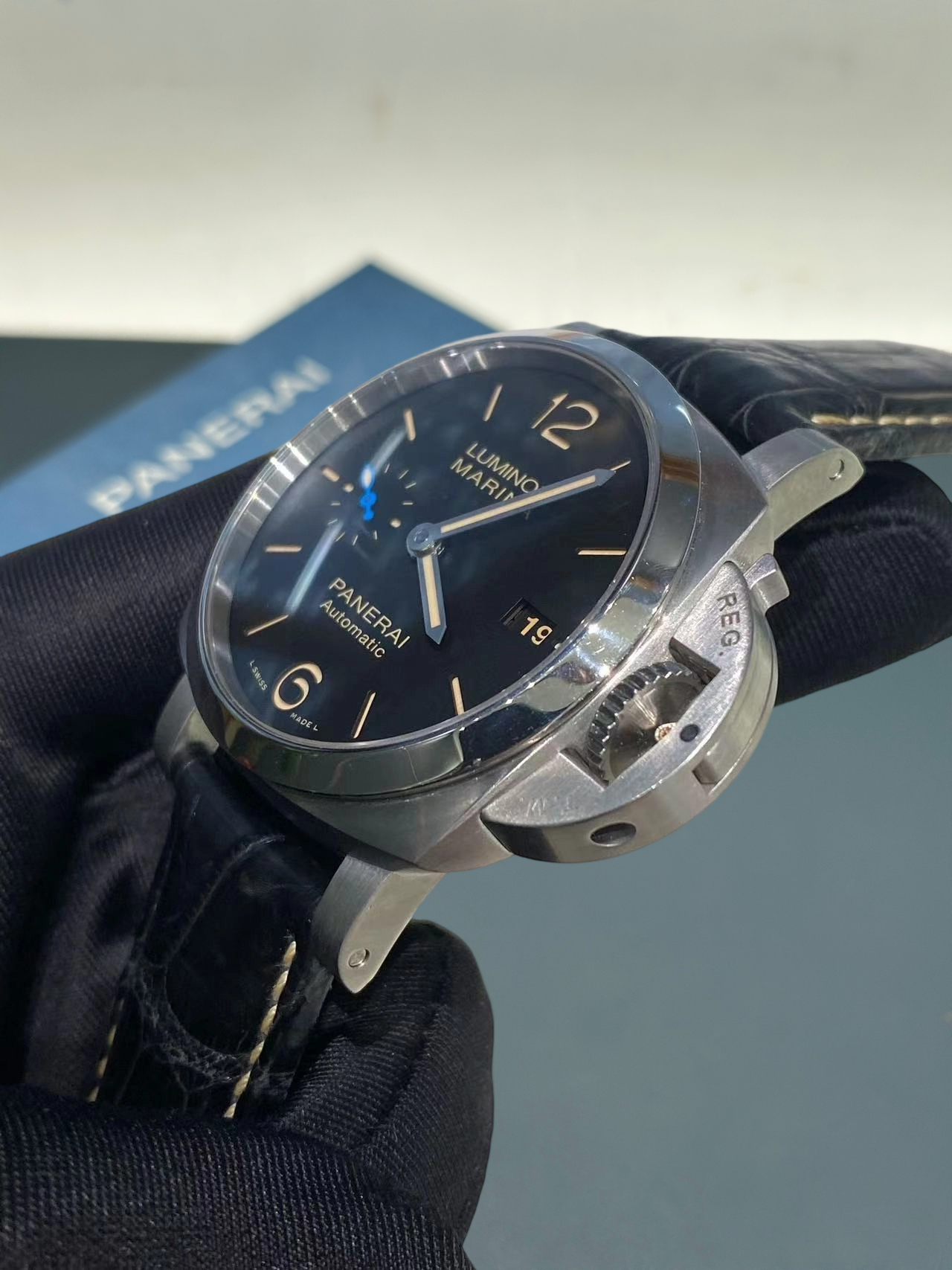 Panerai PAM01392 detail 4