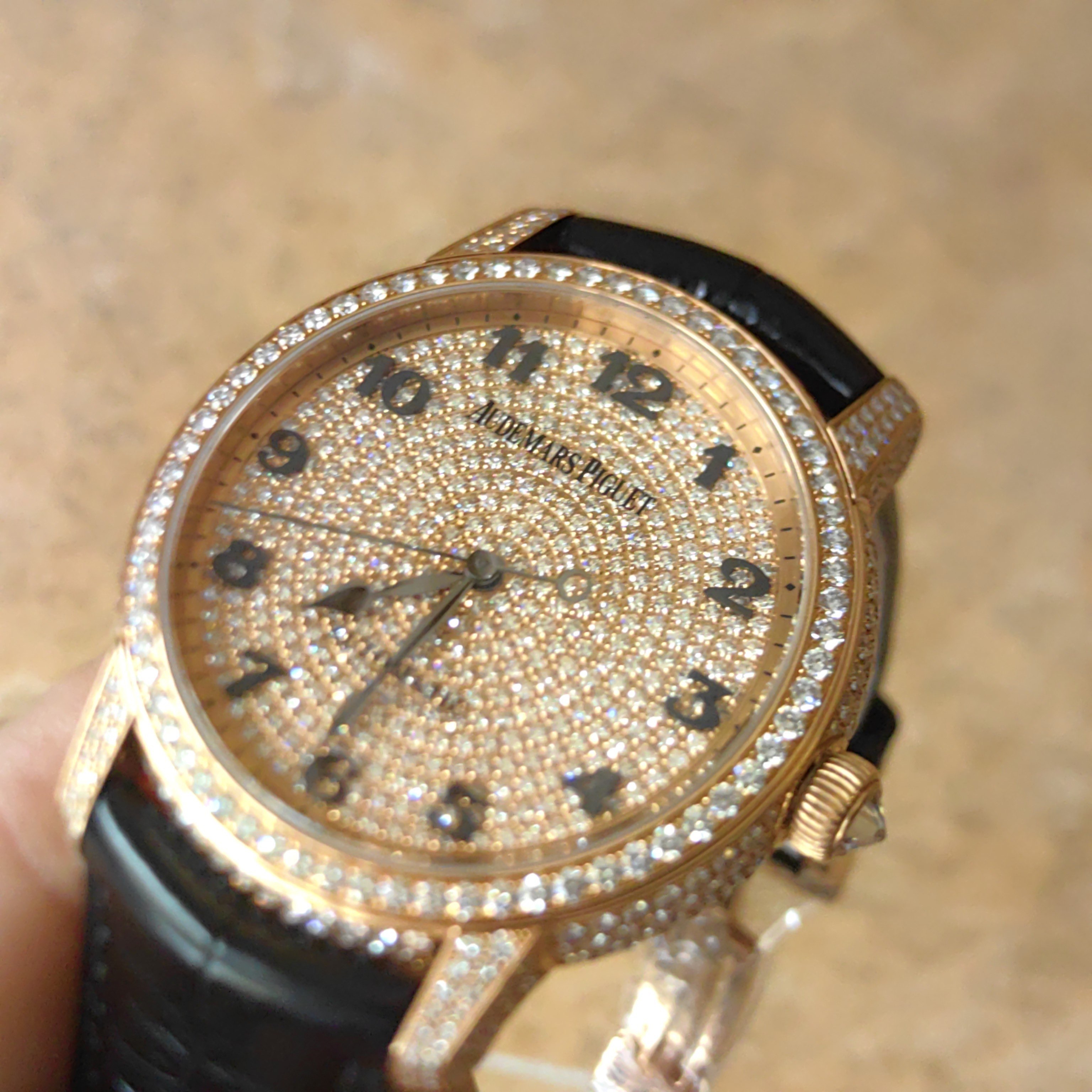 Audemars Piguet 15159OR.ZZ.D002CR.01 detail 4
