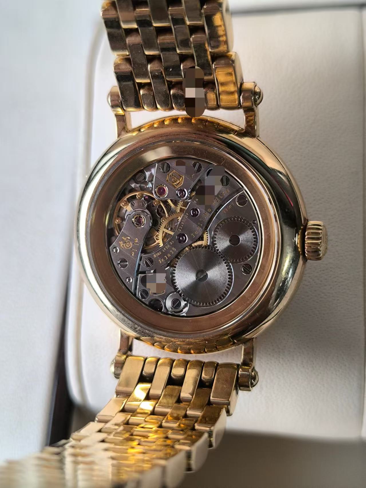 Patek Philippe 7121 / 1J-001 detail 6