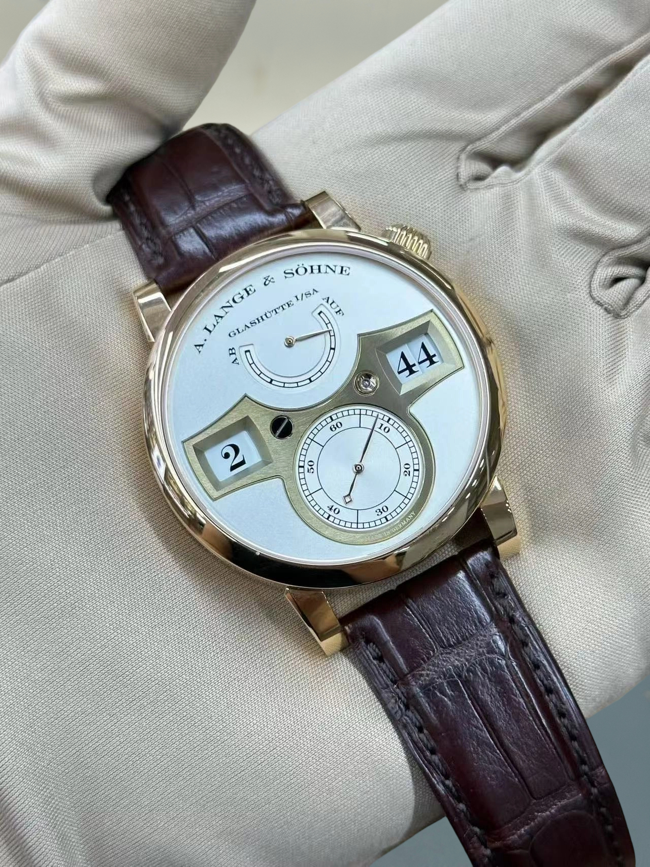 A. Lange & S&ouml;hne 140.032 detail 2