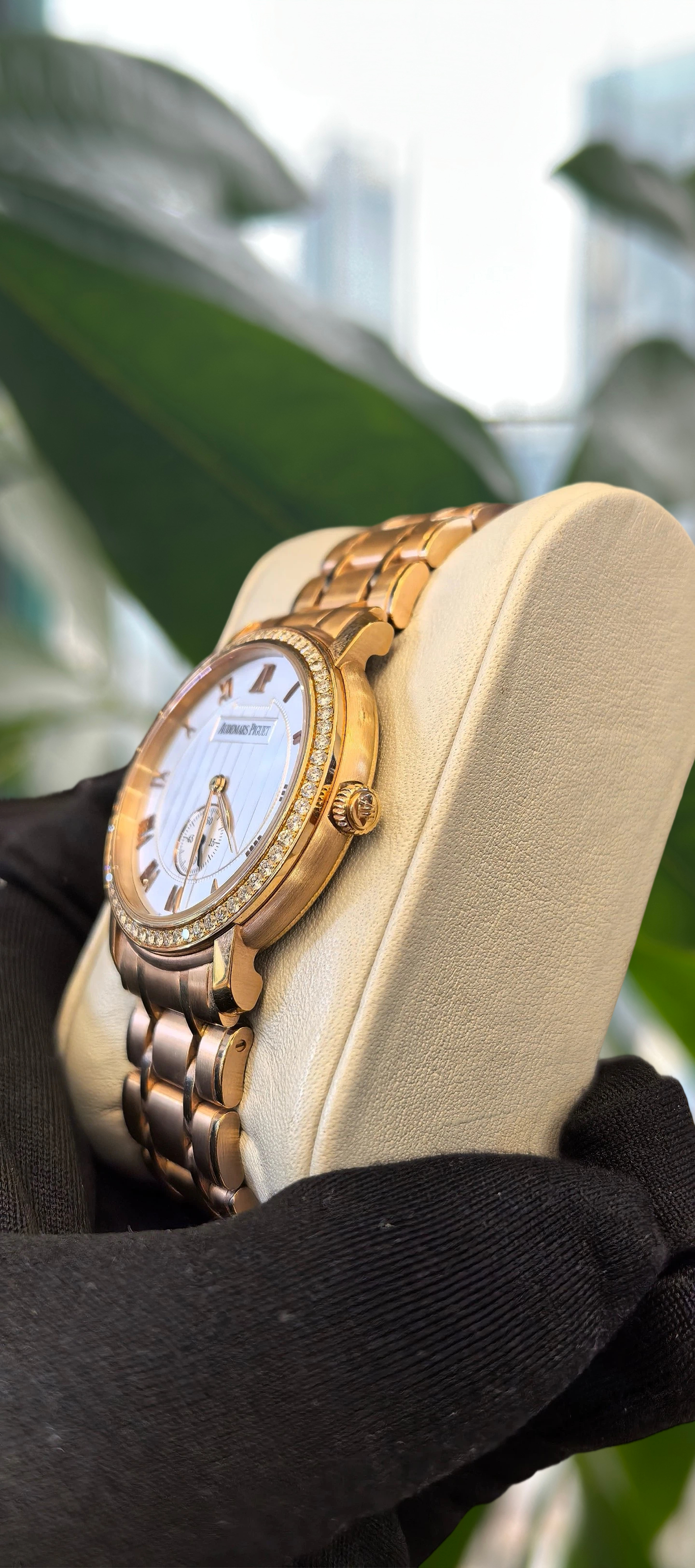 Audemars Piguet 15156OR.ZZ.1229OR.01 detail 3