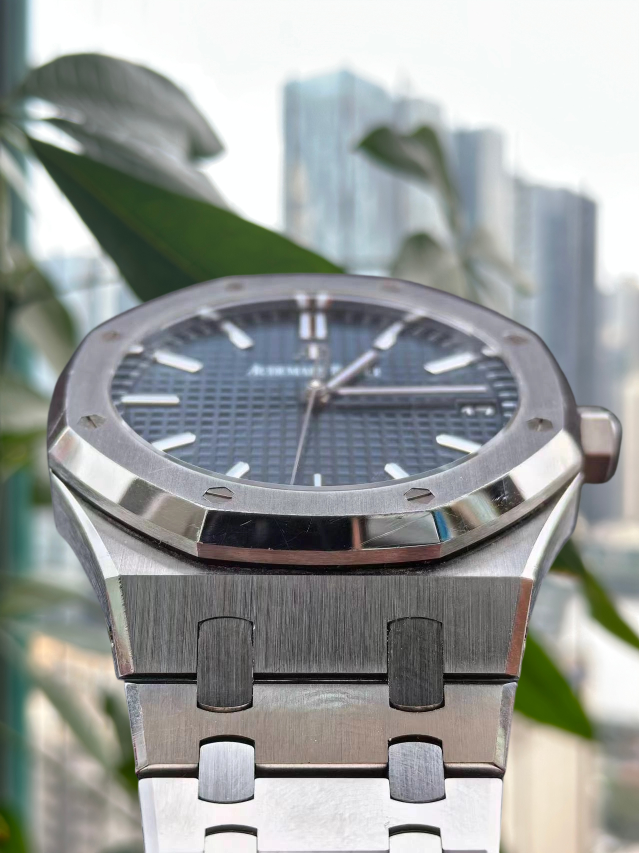Audemars Piguet 15500ST.OO.1220ST.01 detail 2