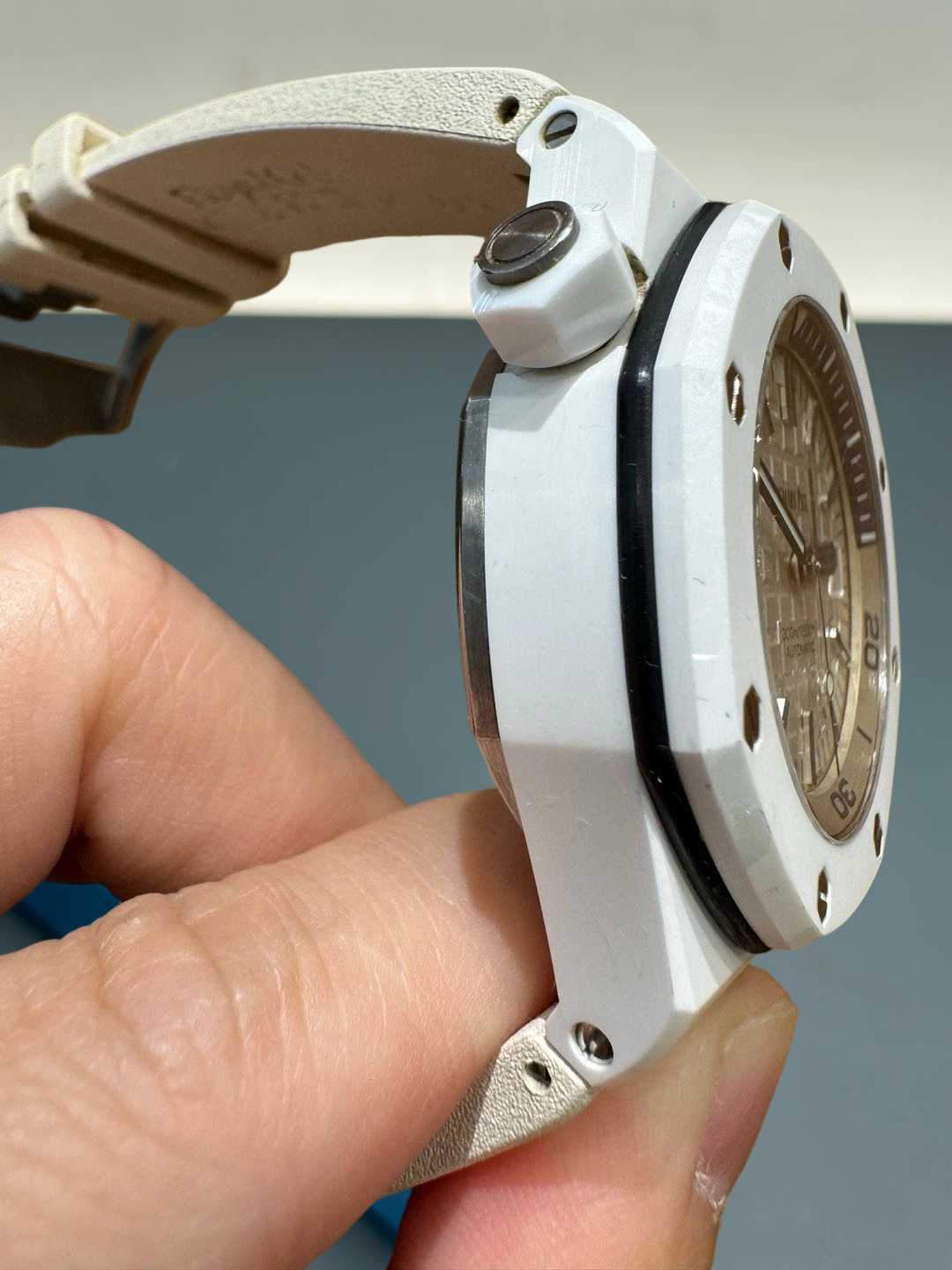 Audemars Piguet 15707CB.00.A010CA.01 detail 1