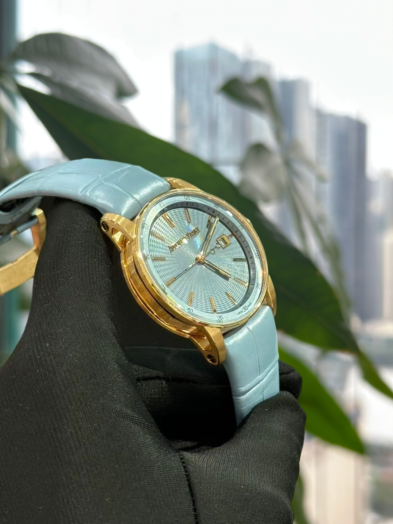 Audemars Piguet 77410OR detail 1