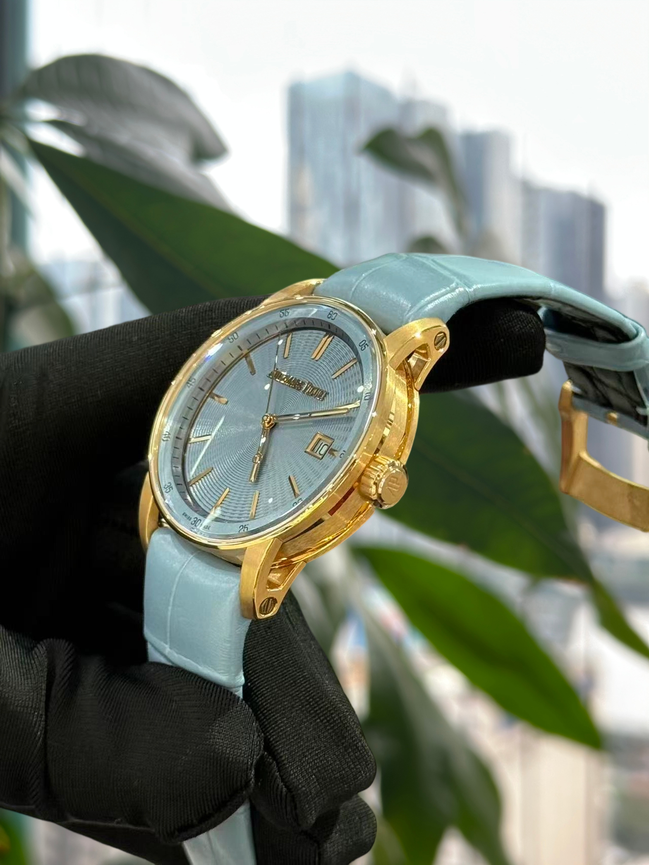 Audemars Piguet 77410OR detail 2