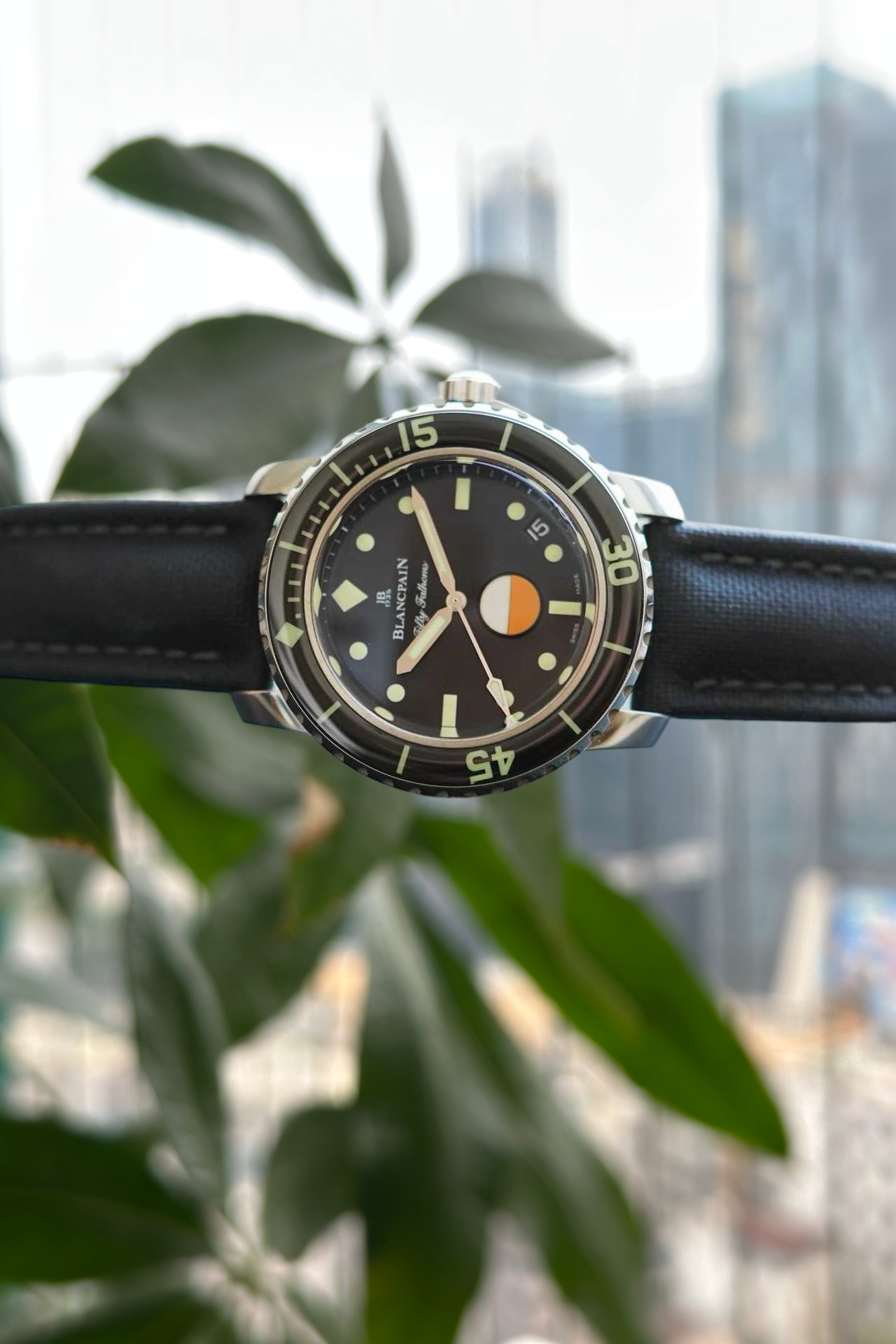 Blancpain 5008-11B30-NBAA detail 1