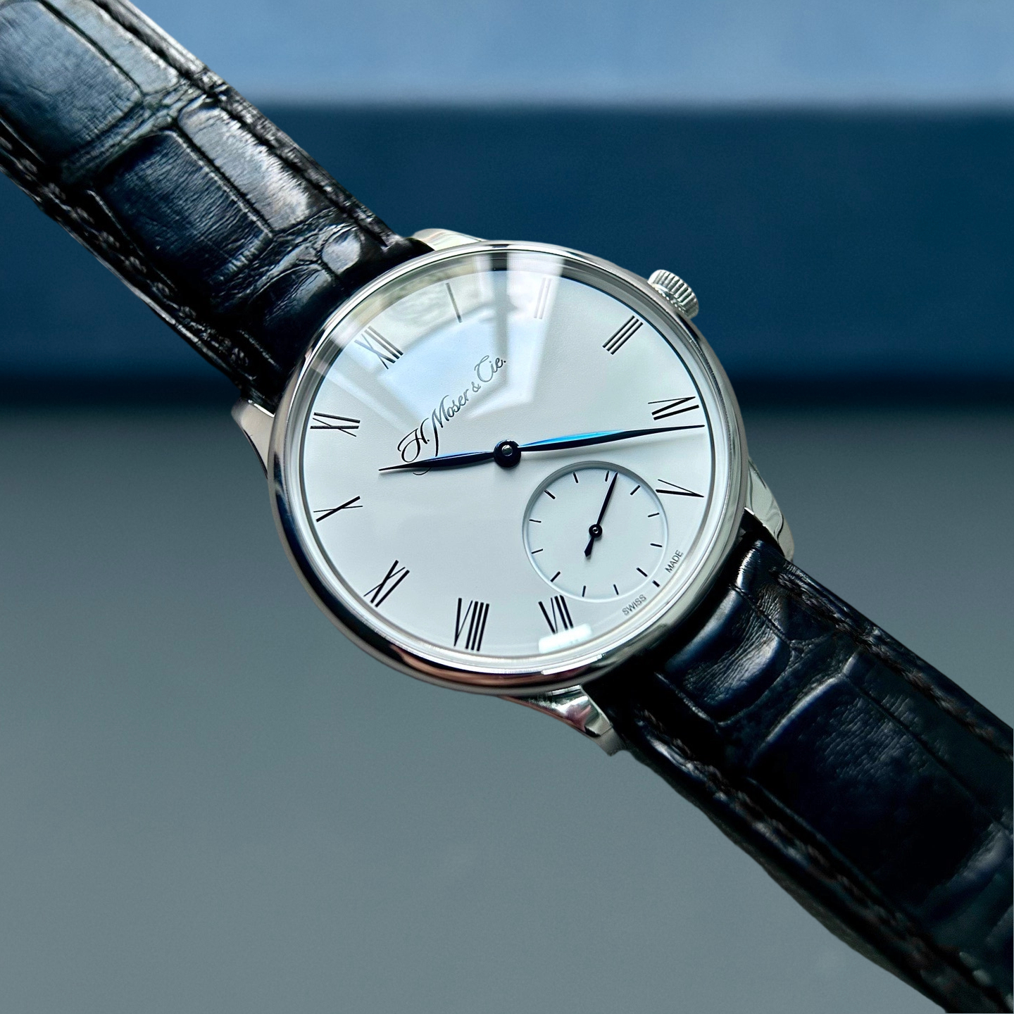 H.Moser & Cie() 2327-0200 detail 3