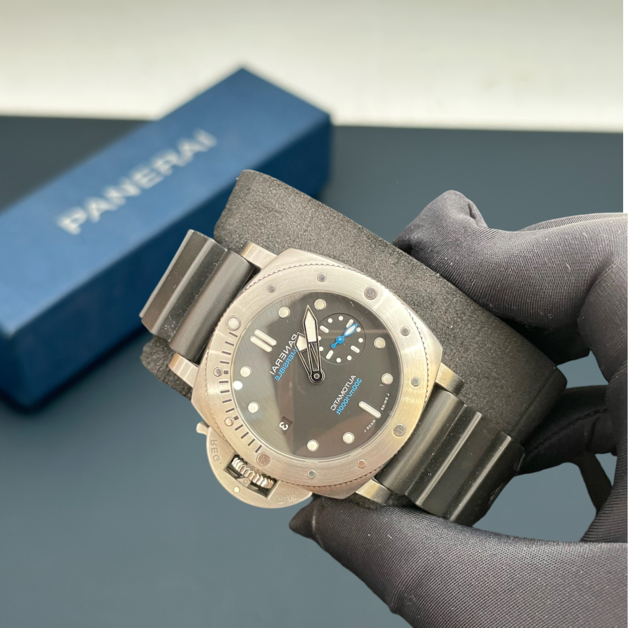 Panerai PAM00973 detail 5
