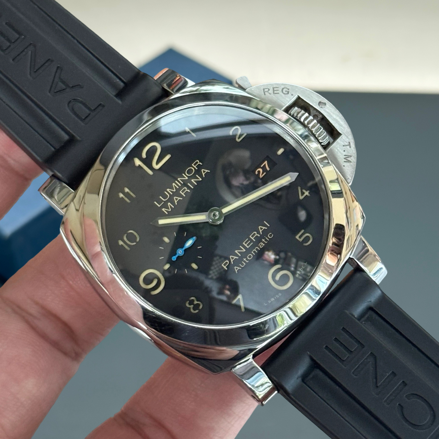 Panerai PAM01359 detail 1