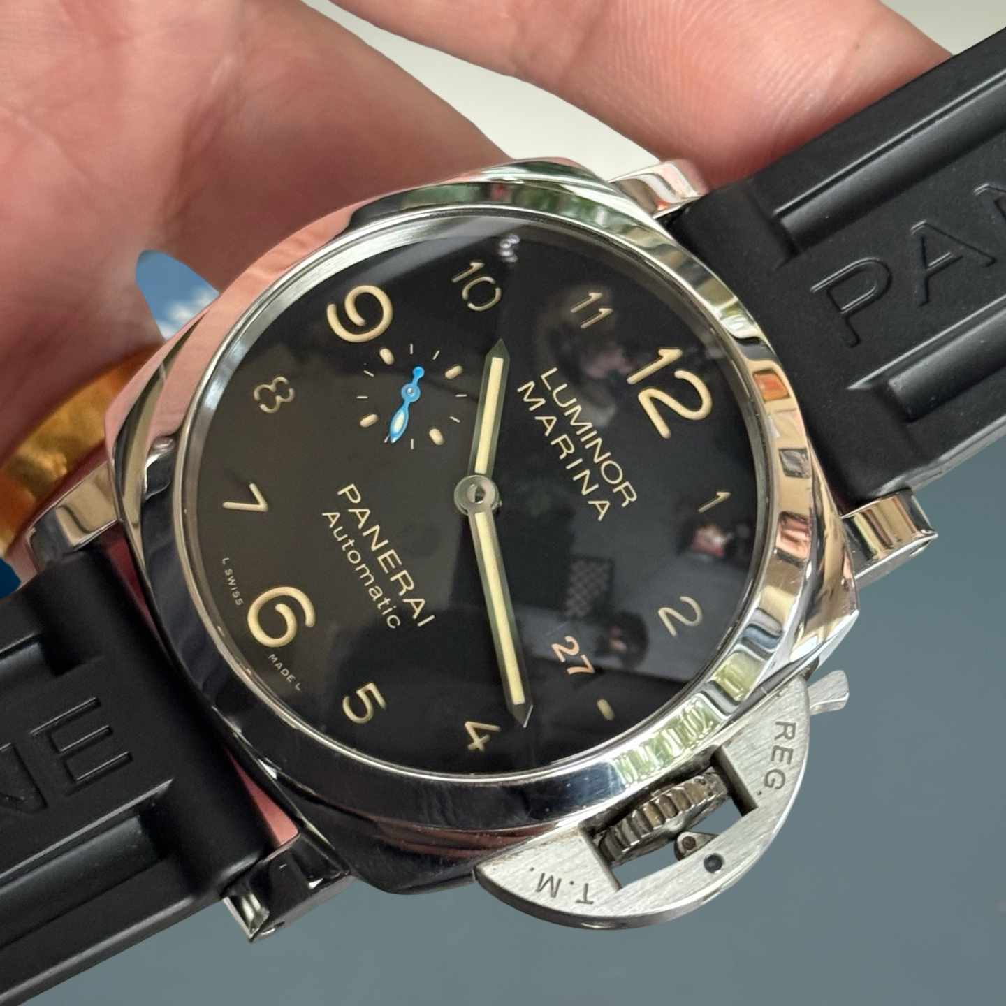 Panerai PAM01359 detail 2