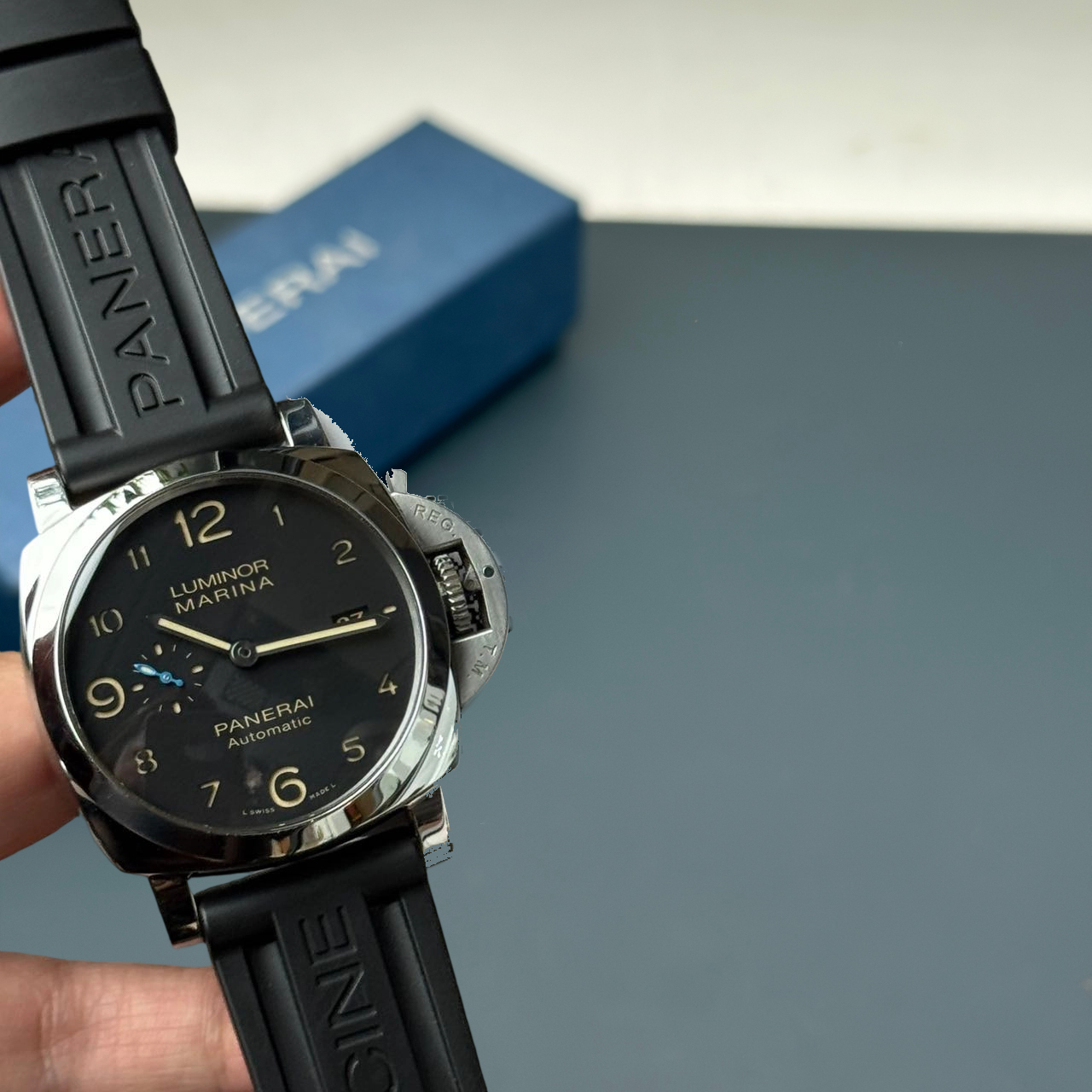 Panerai PAM01359 detail 4