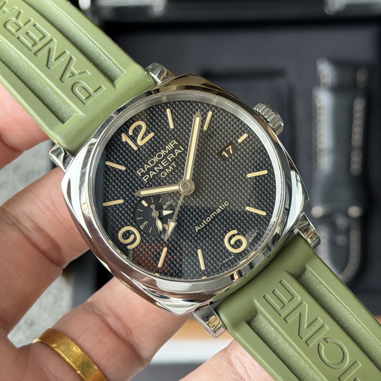 Panerai PAM00627 detail 6