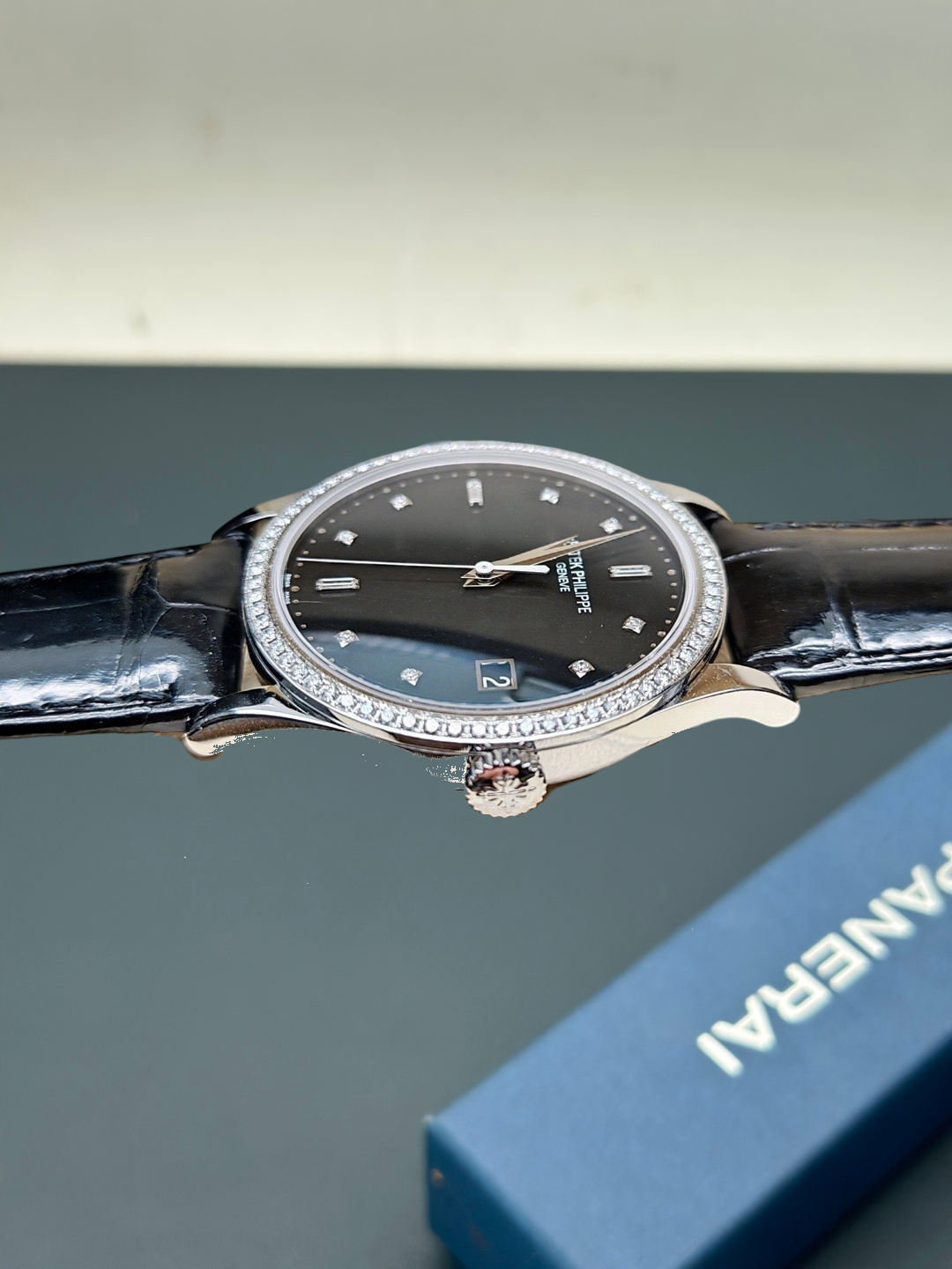 Patek Philippe 5297G-001 detail 2