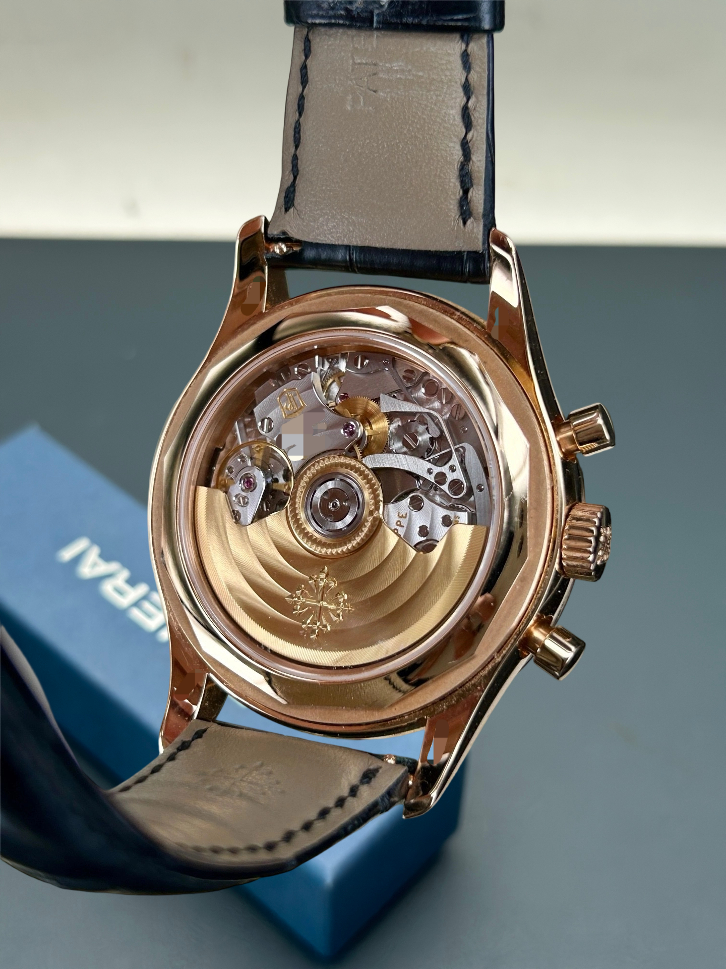 Patek Philippe 5961R-010 detail 5