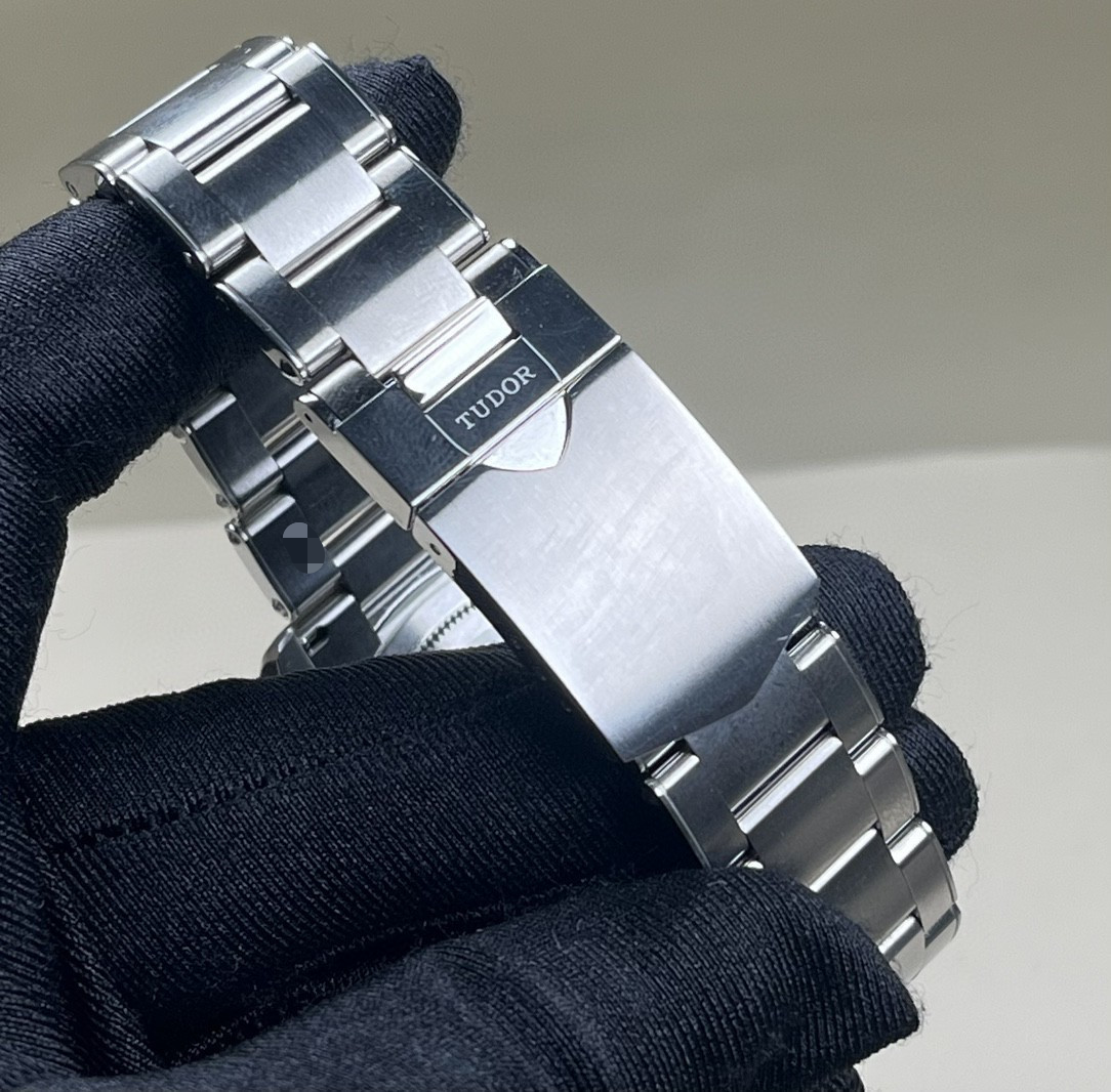 Tudor M79360N-0001 detail 6