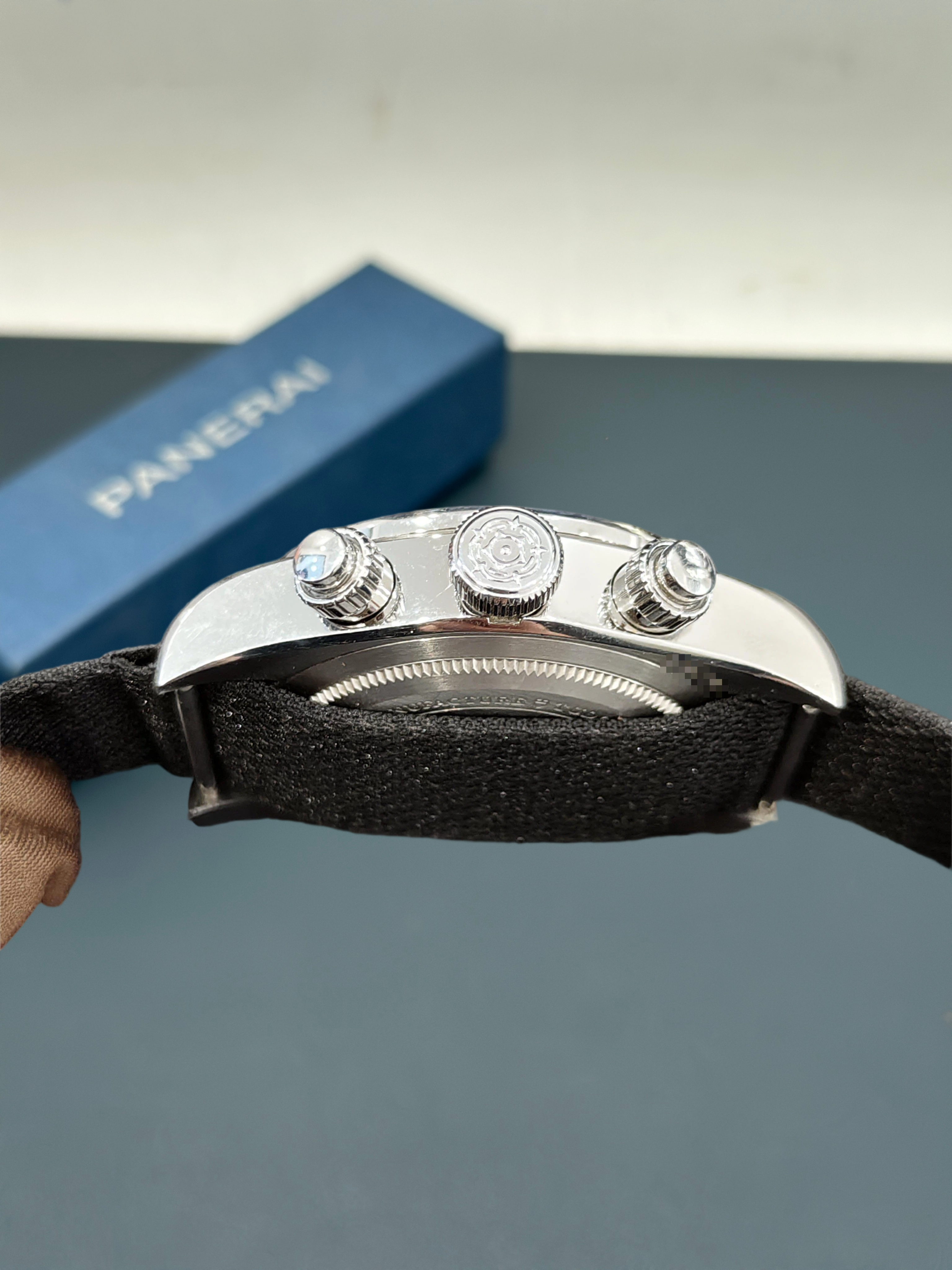 Tudor m79360n-0008 detail 2