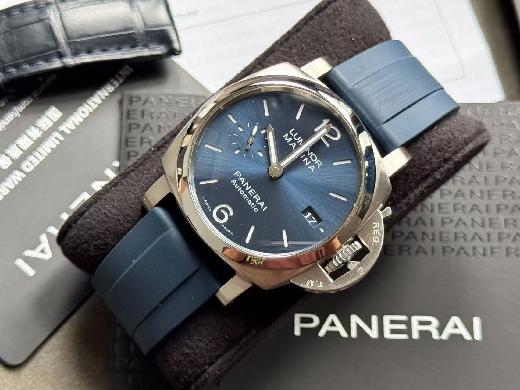 Panerai PAM01393