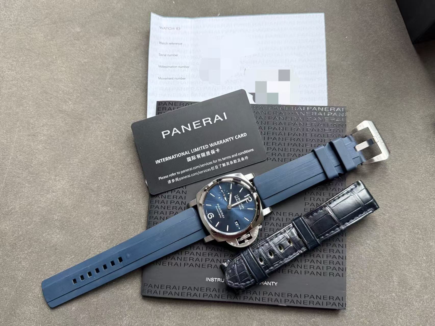 Panerai PAM01393 detail 3