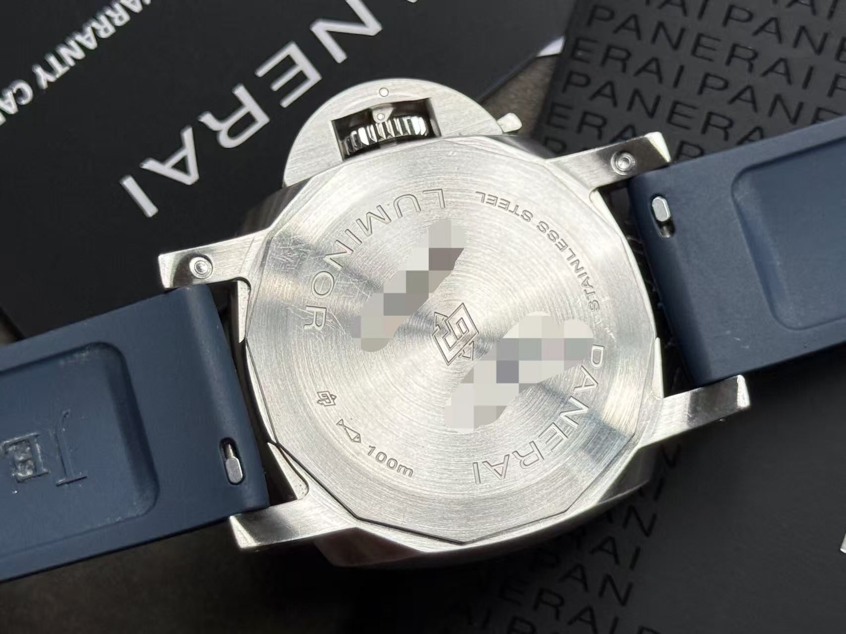 Panerai PAM01393 detail 6