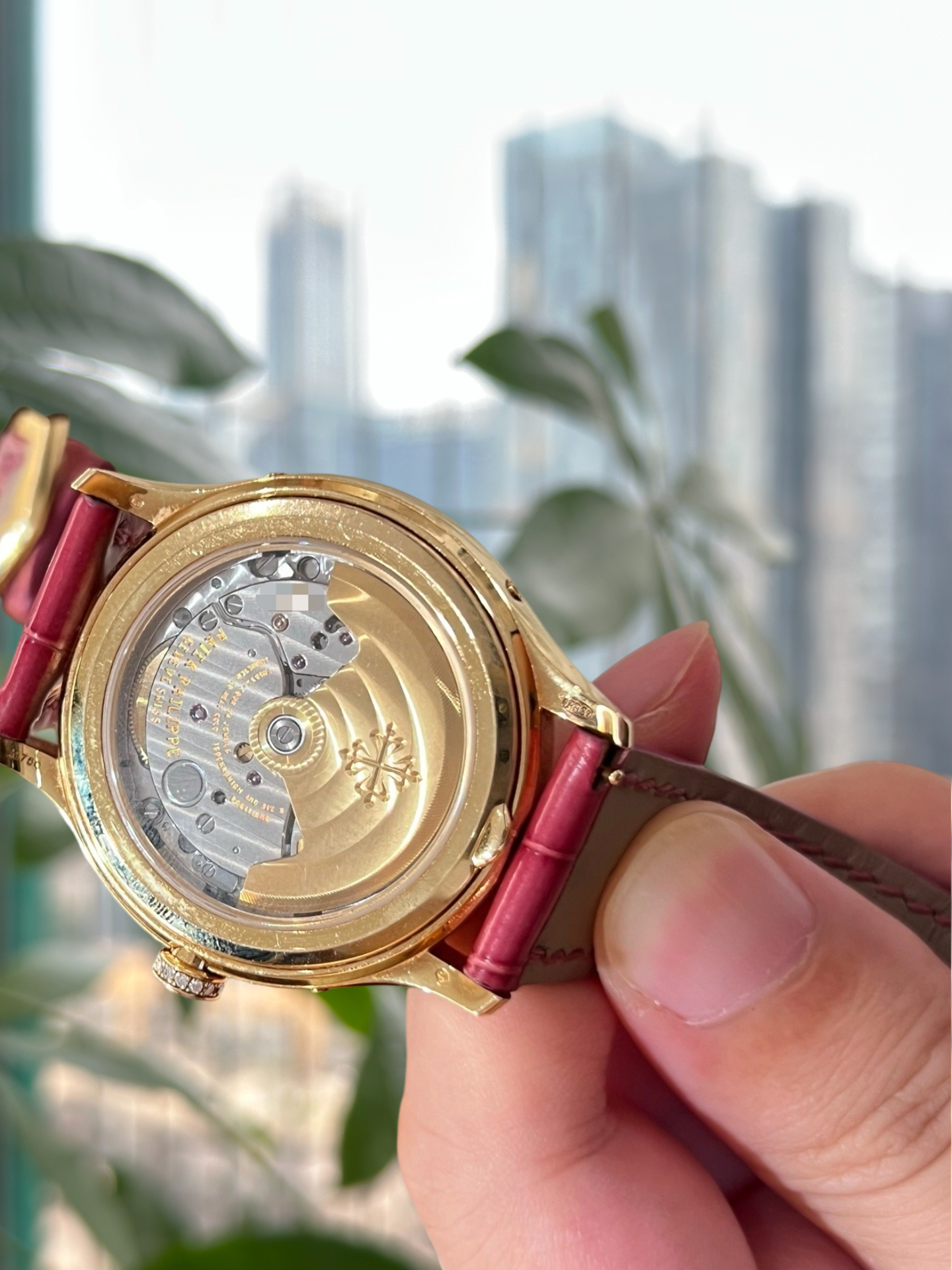 Patek Philippe 4947R detail 4
