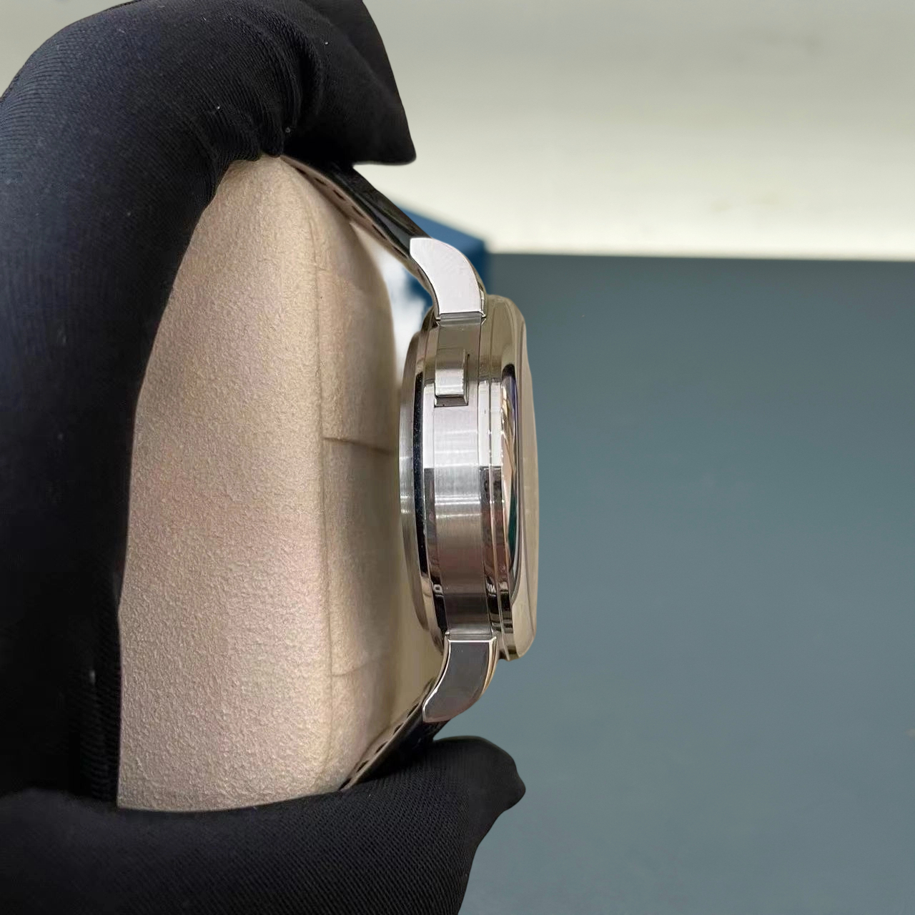 A. Lange & S&ouml;hne 425.025 detail 3
