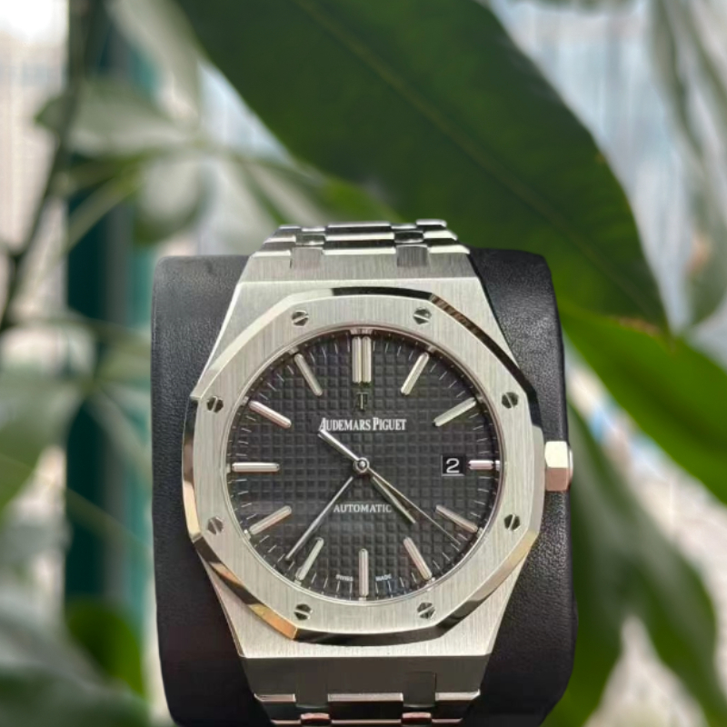 Audemars Piguet 15400ST.OO.1220ST.01