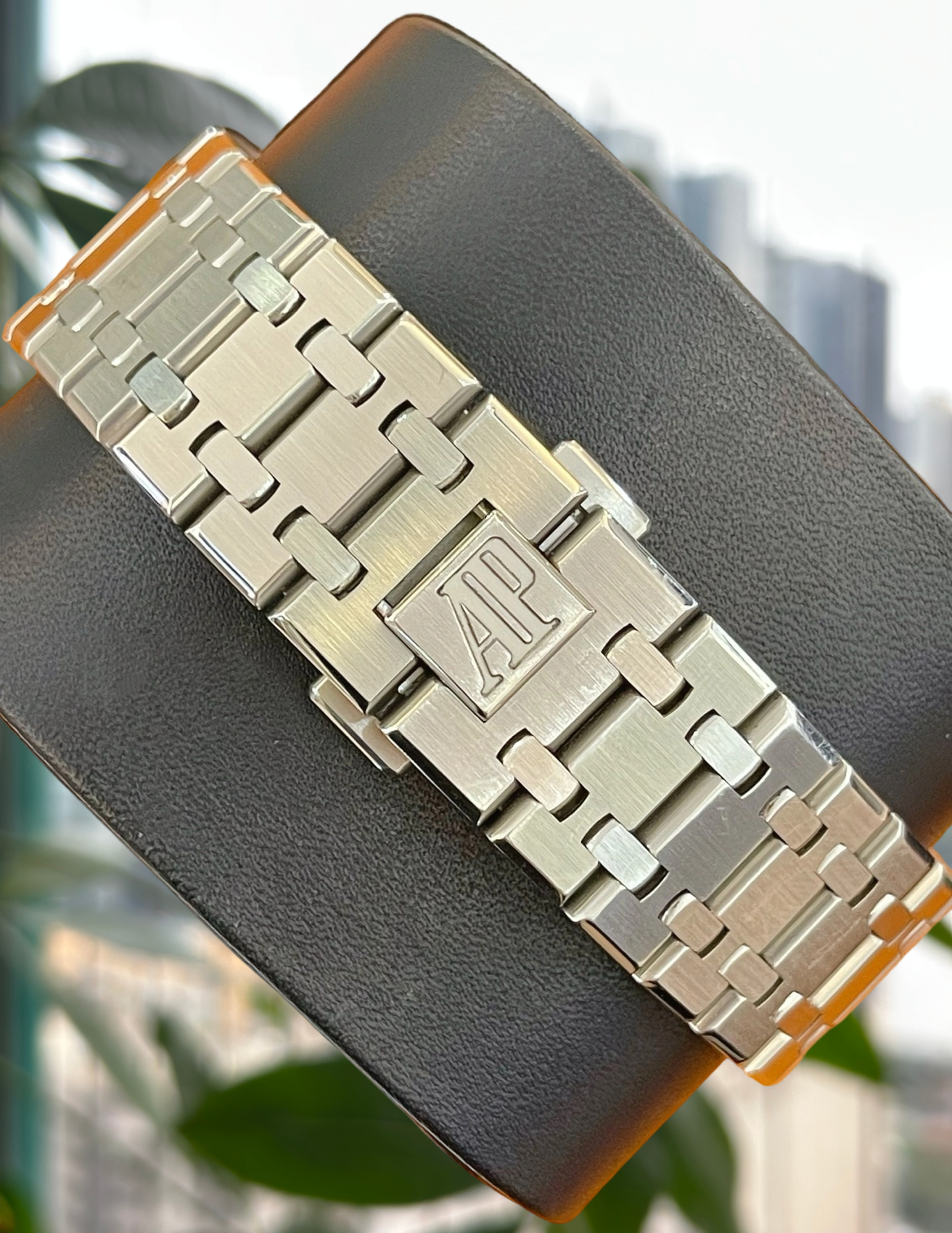 Audemars Piguet 15400ST.OO.1220ST.02 detail 5