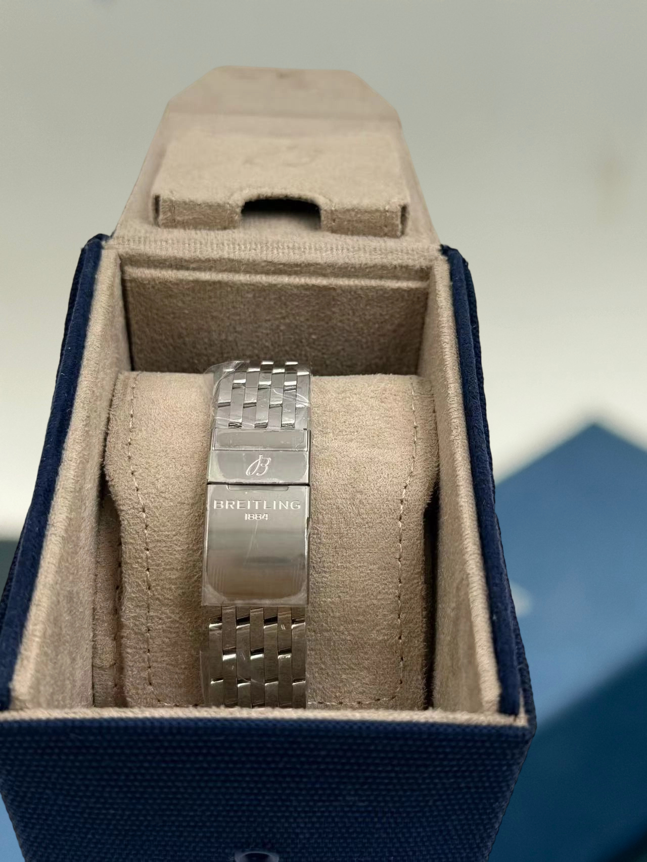 Breitling A17325211C1A1 detail 2