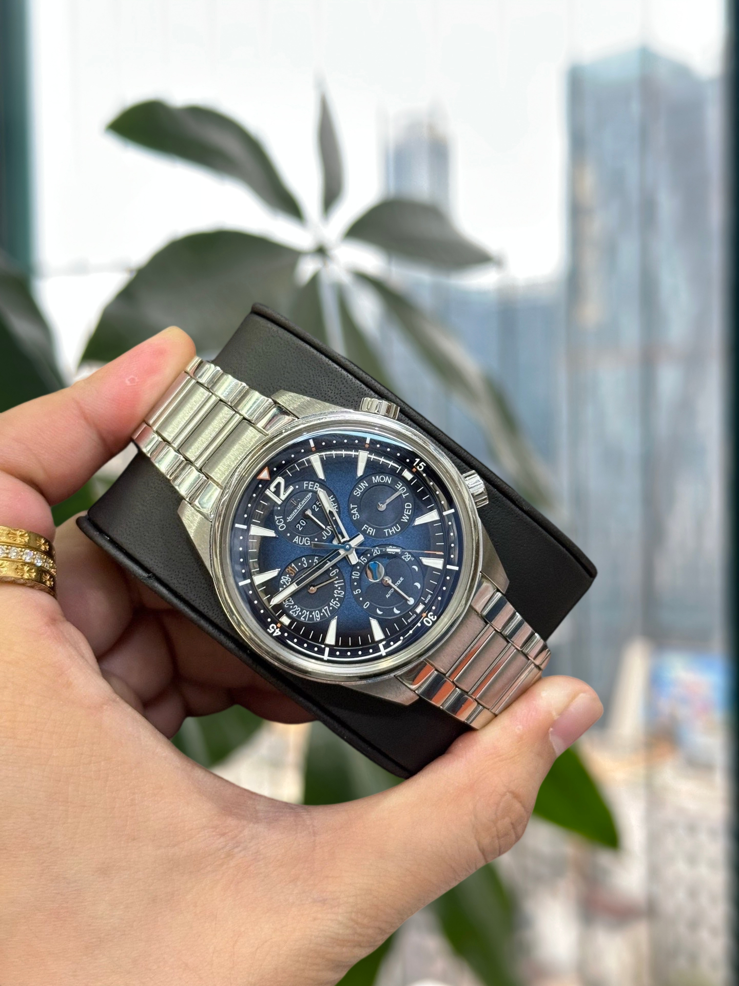 Jaeger-LeCoultre 9088180 detail 1