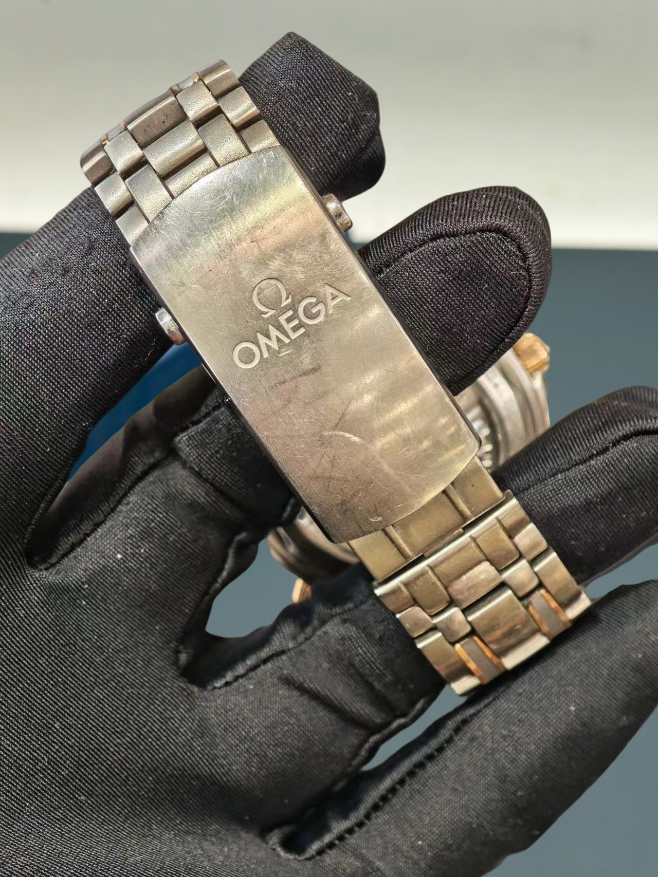 Omega 210.60.44.51.03.001 detail 3