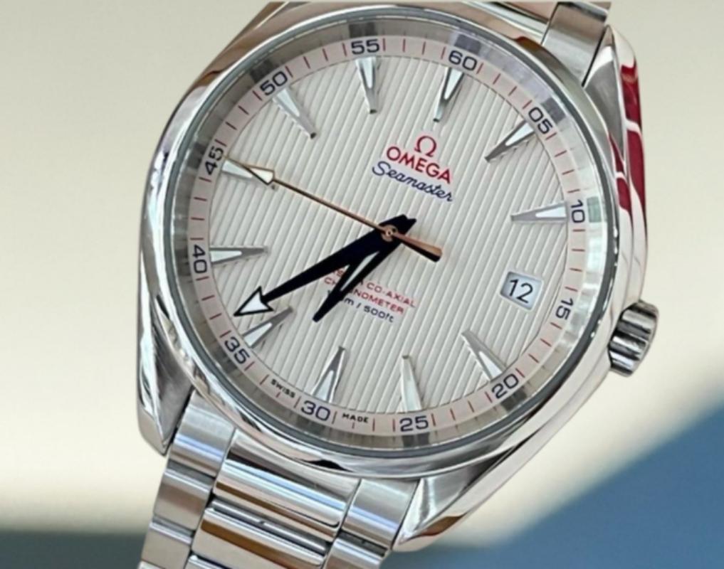 Omega 231.10.42.21.02.004 detail 1