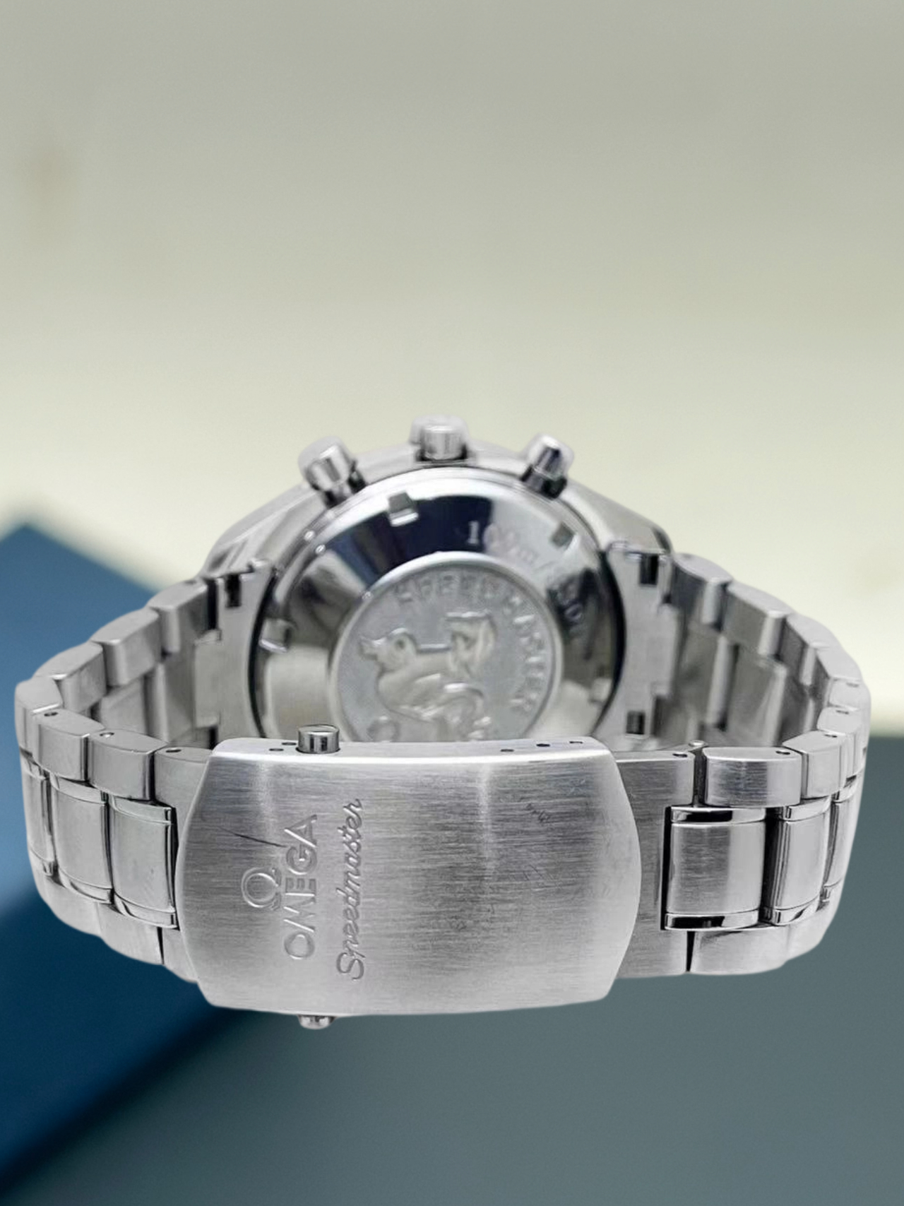 Omega 3221.30.00 detail 4