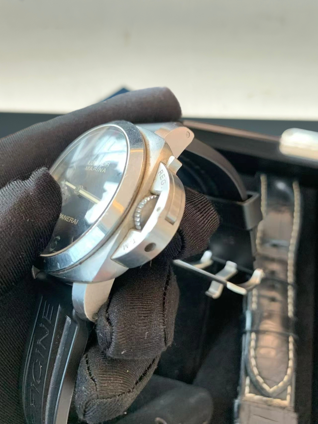 Panerai PAM00608 detail 4