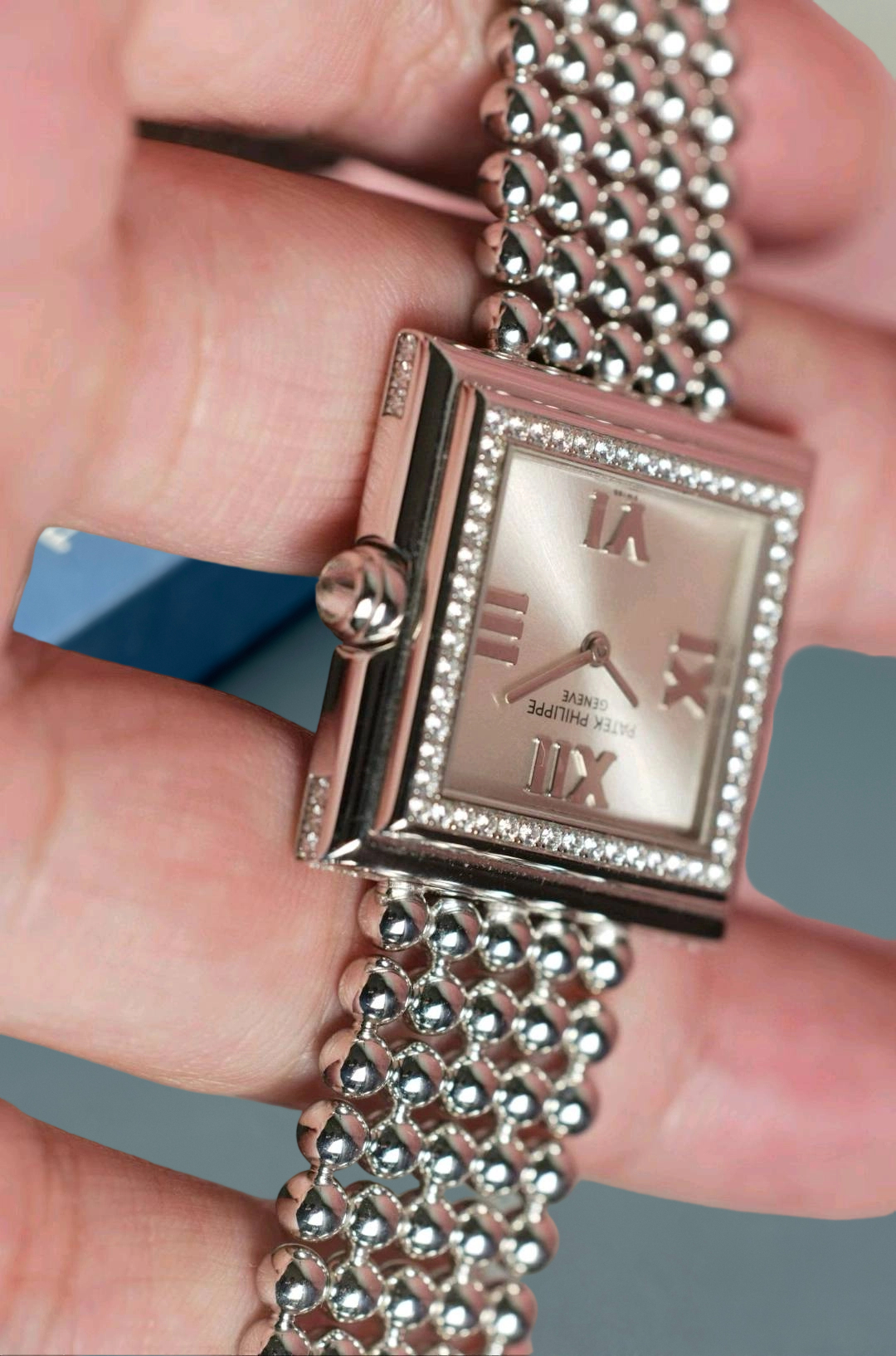 Patek Philippe 4868R-001 detail 2