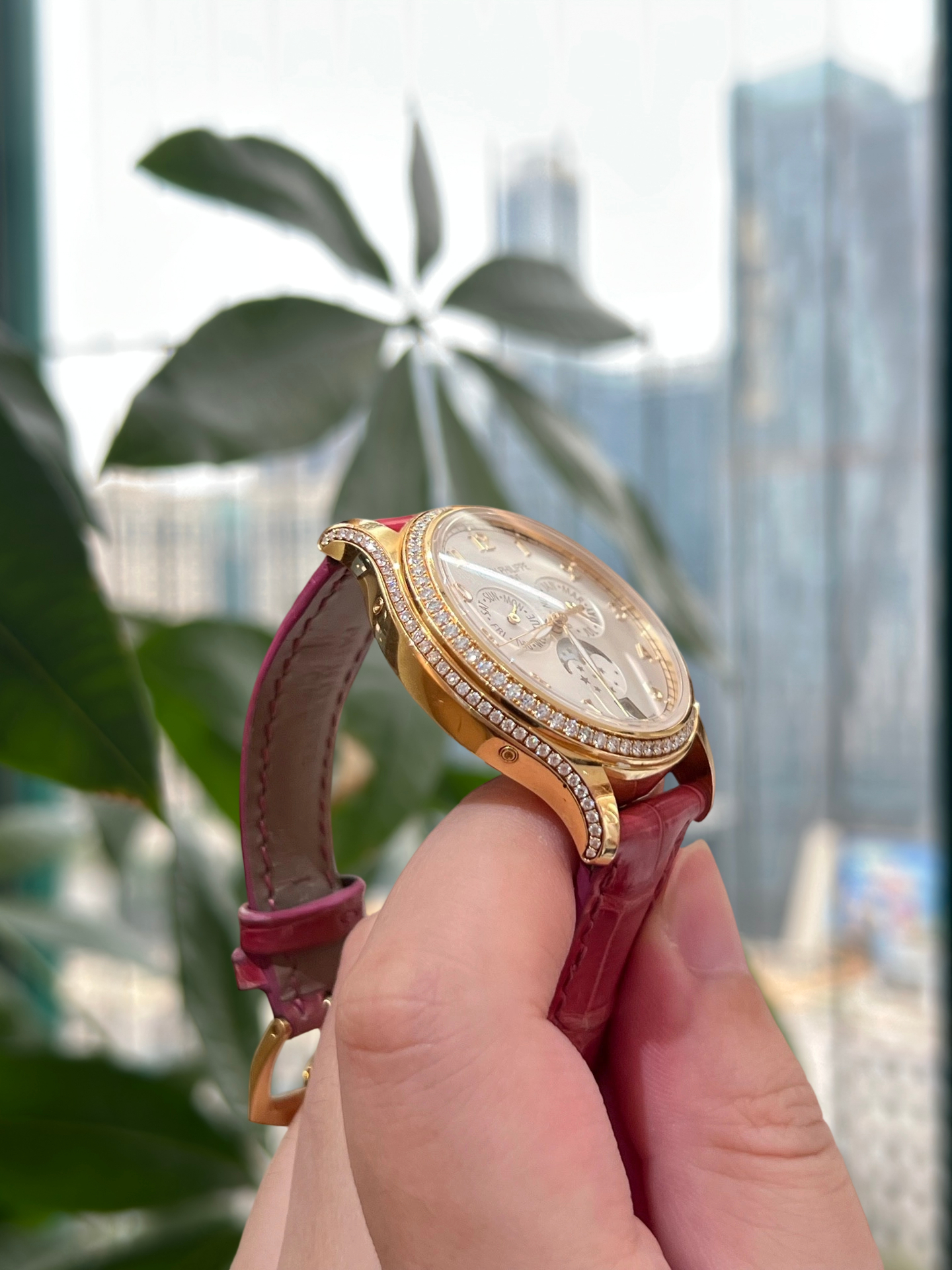 Patek Philippe 4947R detail 2