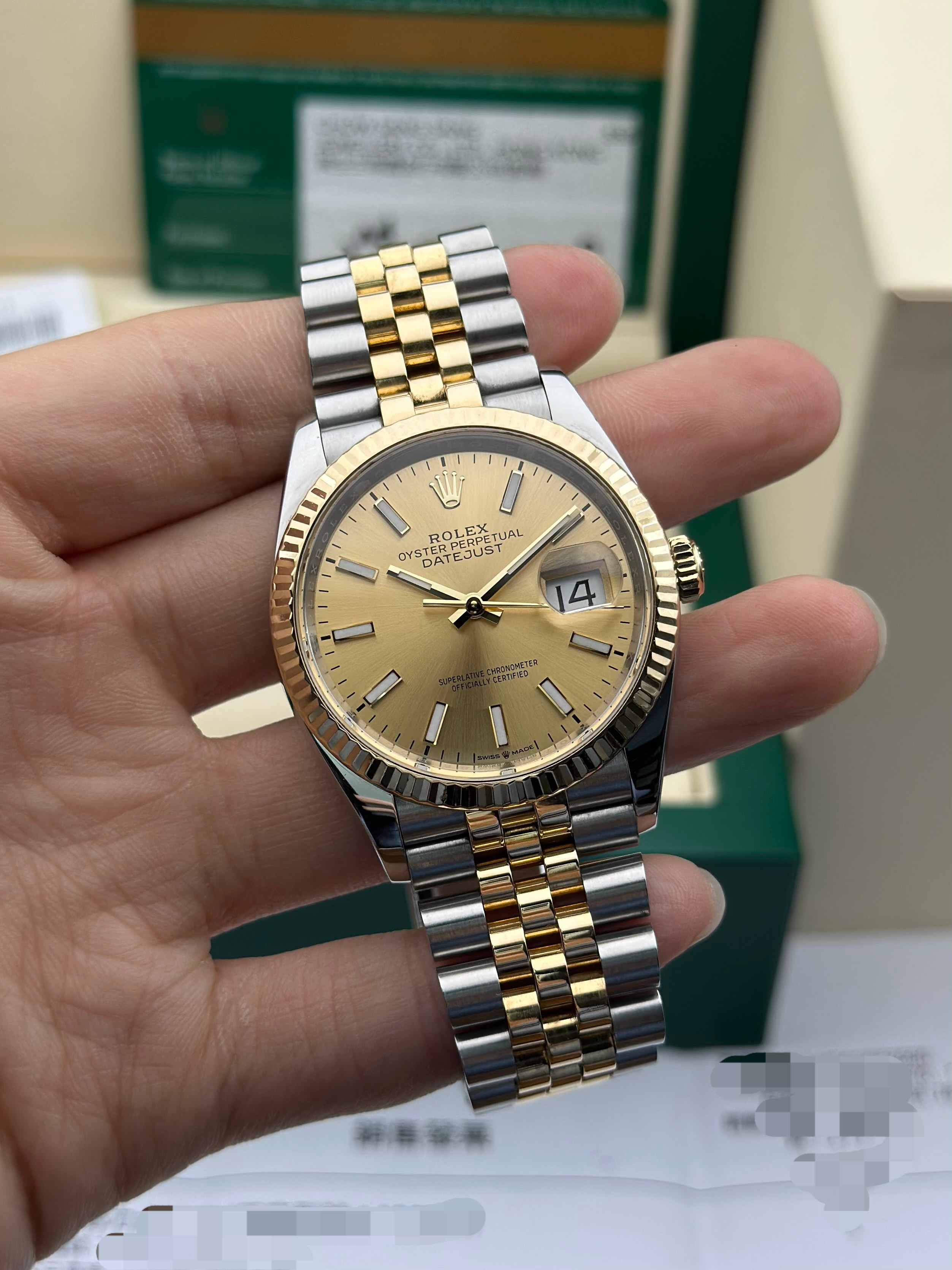 Rolex M126233-0015 detail 1