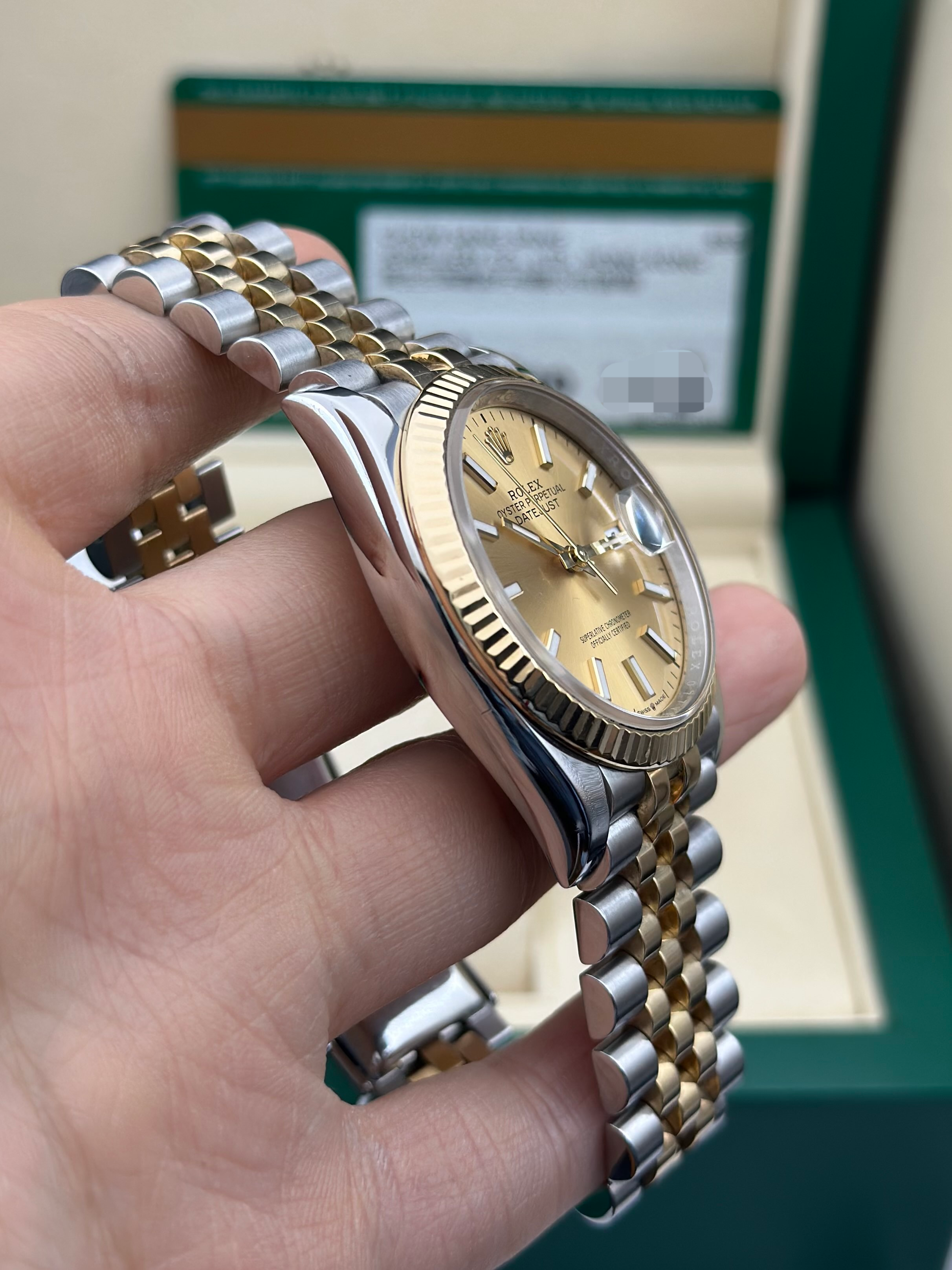 Rolex M126233-0015 detail 2