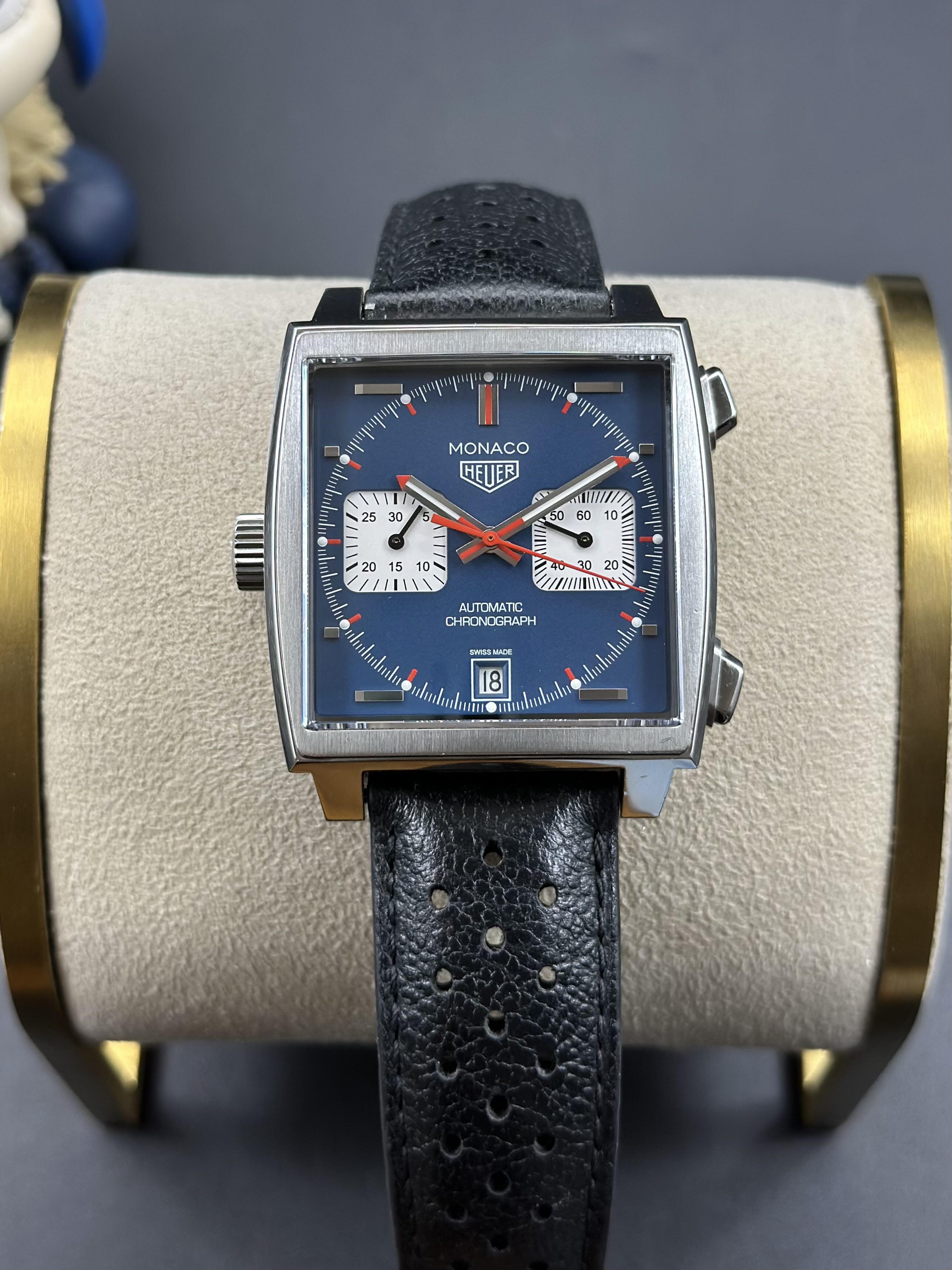 TAG Heuer CAW211P.FC6356 detail 6