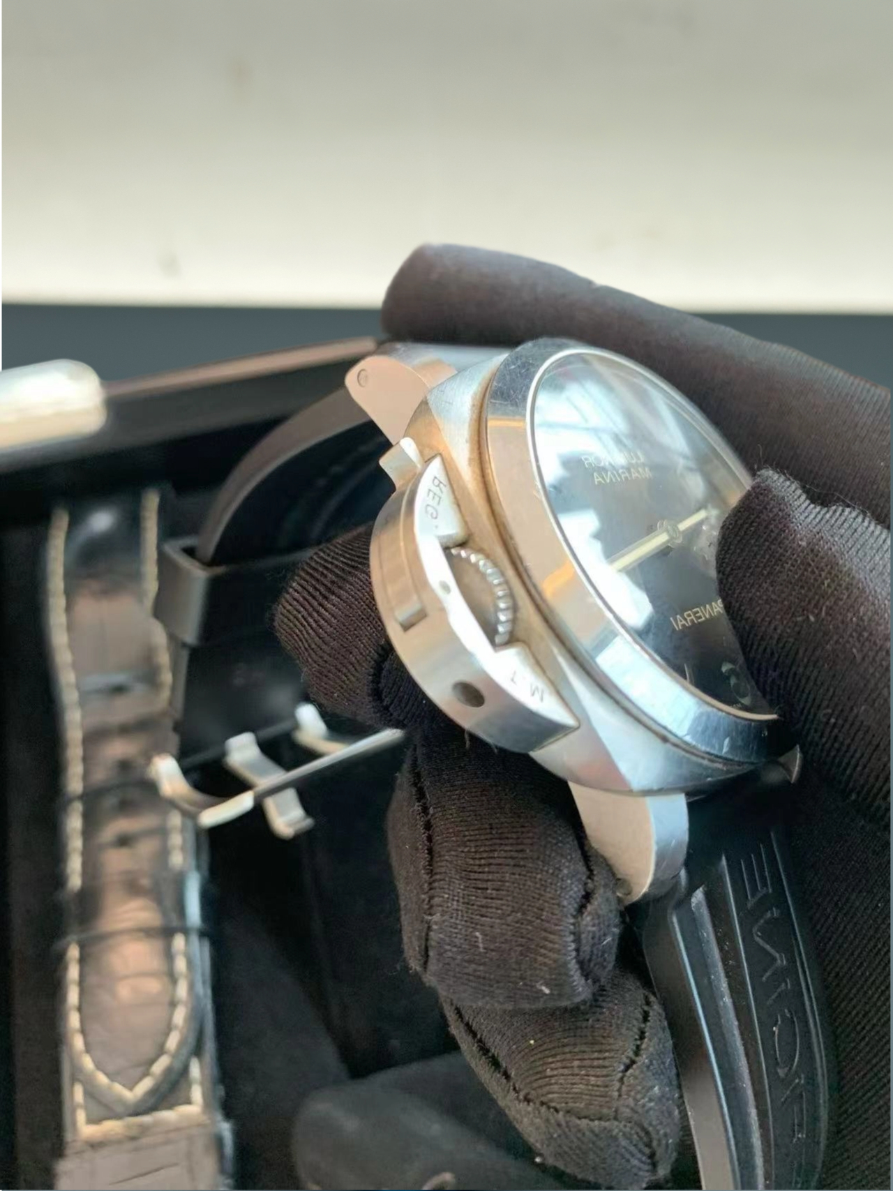 Panerai PAM00608 detail 1