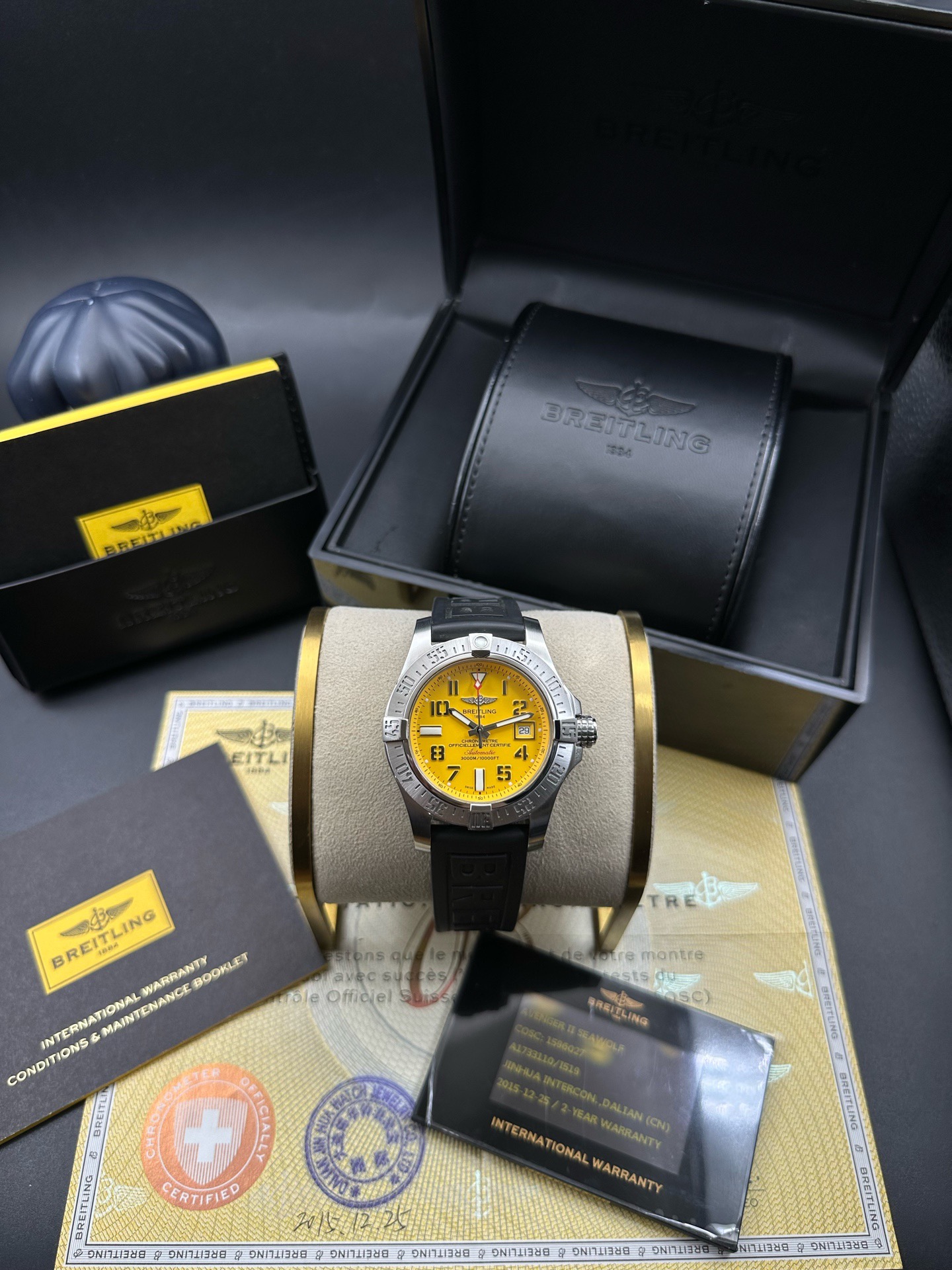 Breitling A1733110 detail 7