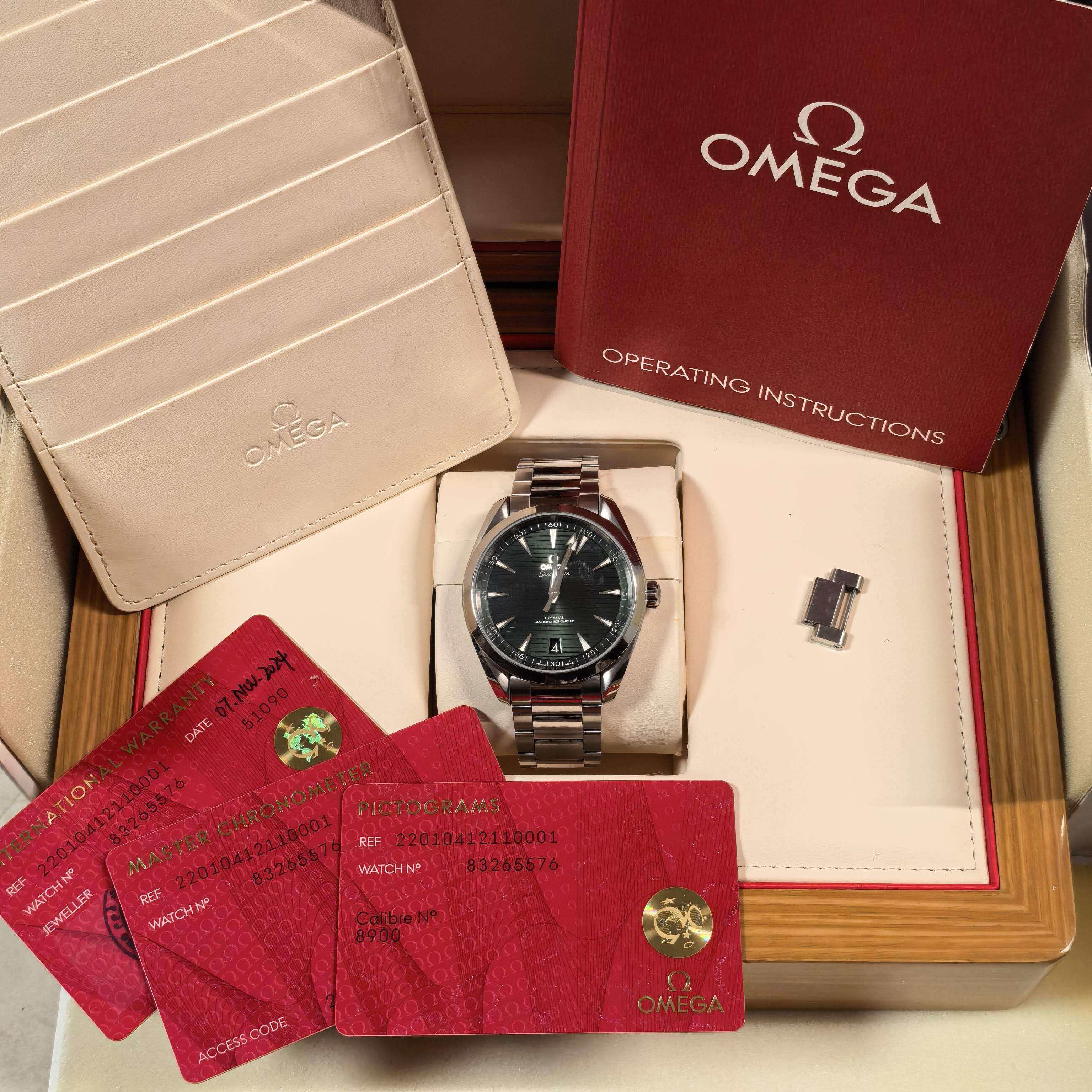 Omega 220.10.41.21.10.001