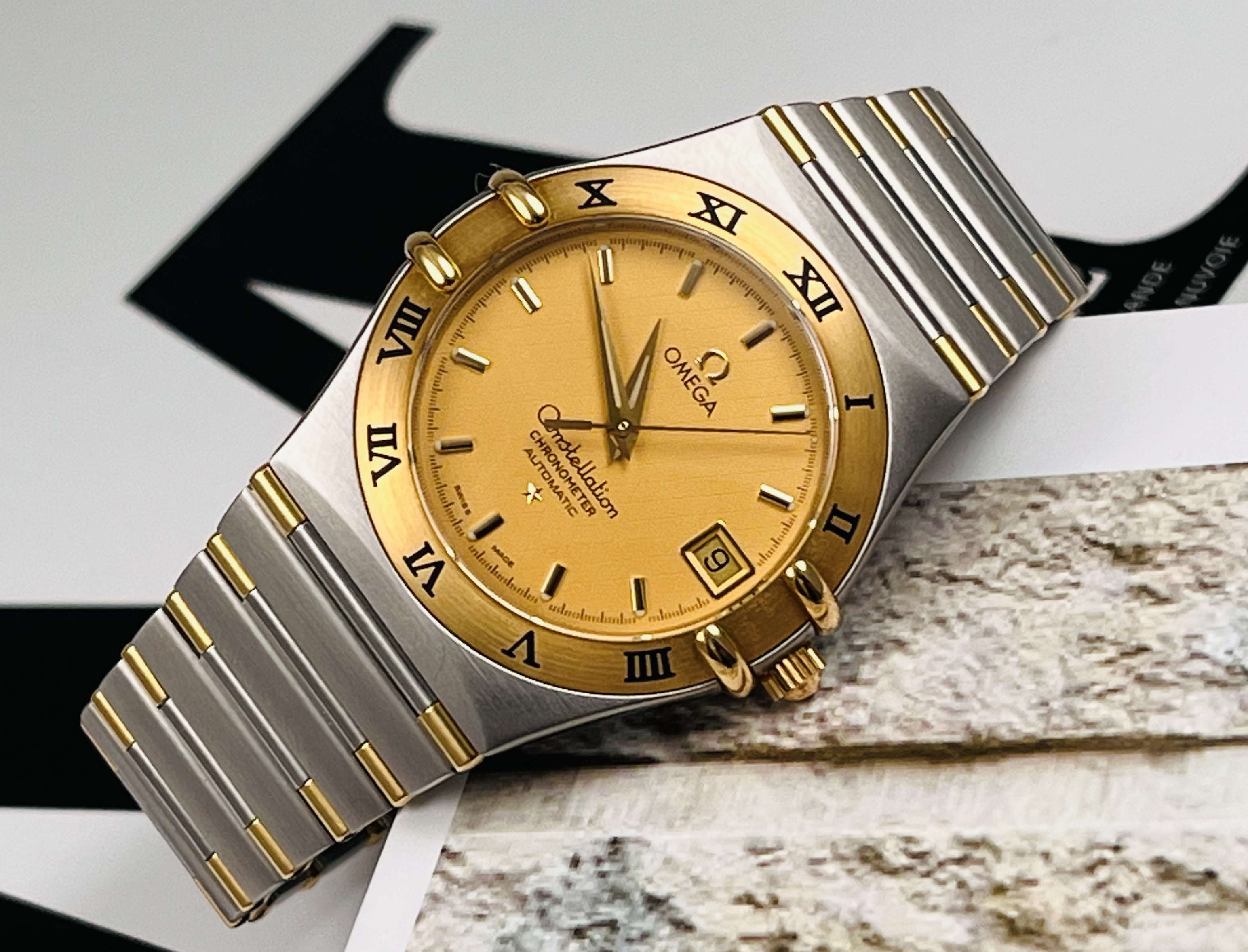 Omega 1302.10.00 detail 3