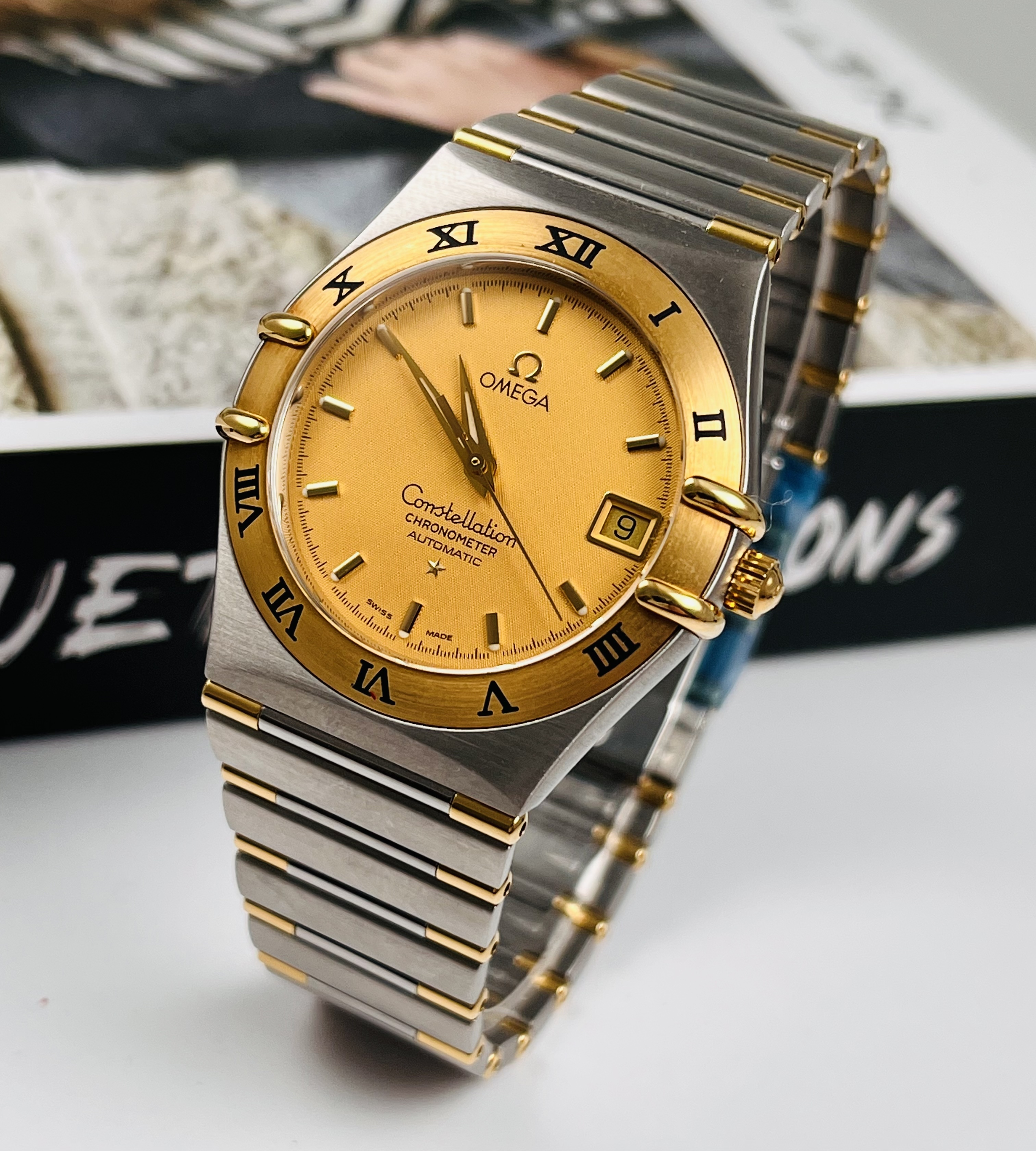 Omega 1302.10.00 detail 2
