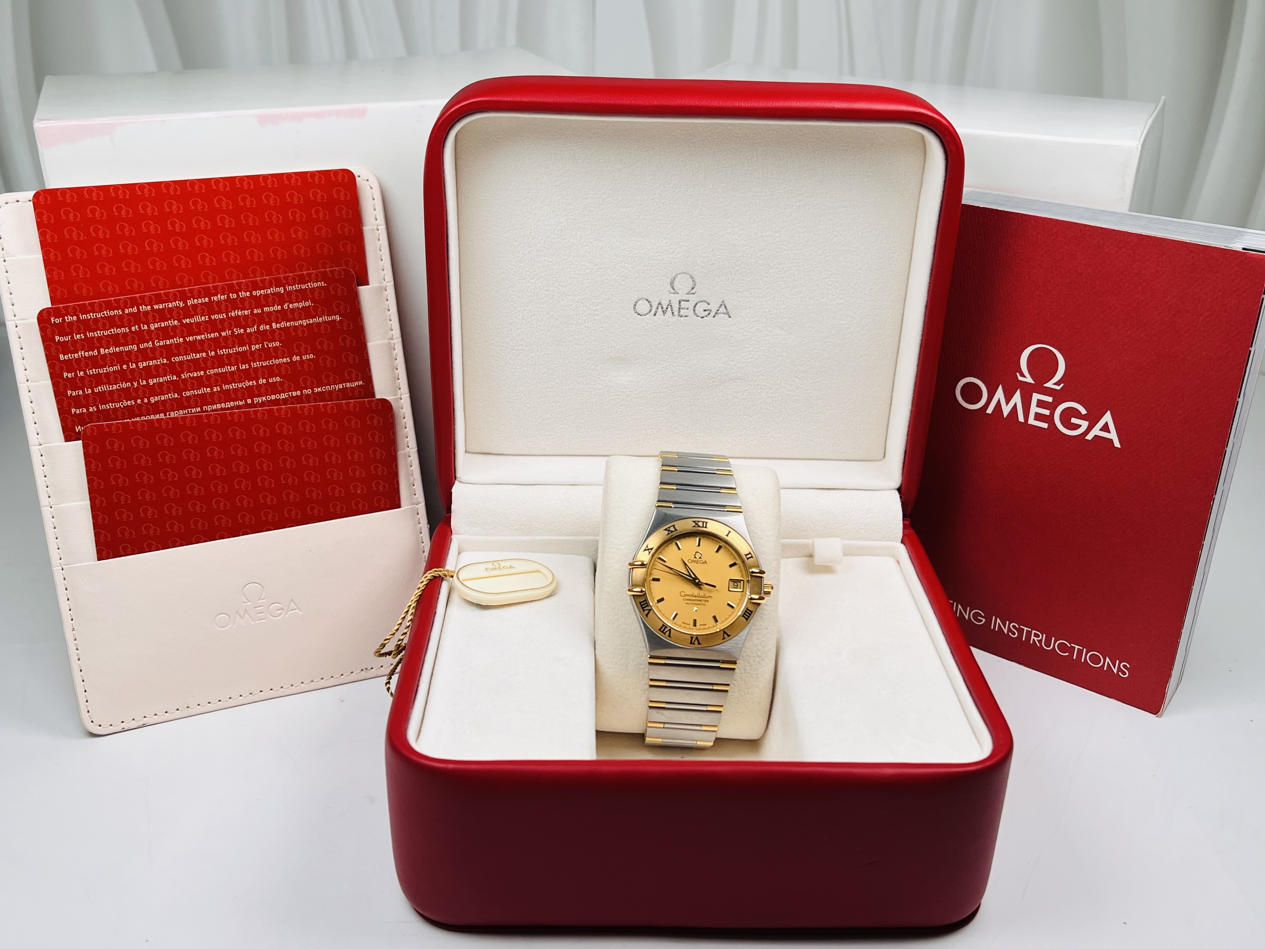 Omega 1302.10.00 detail 8