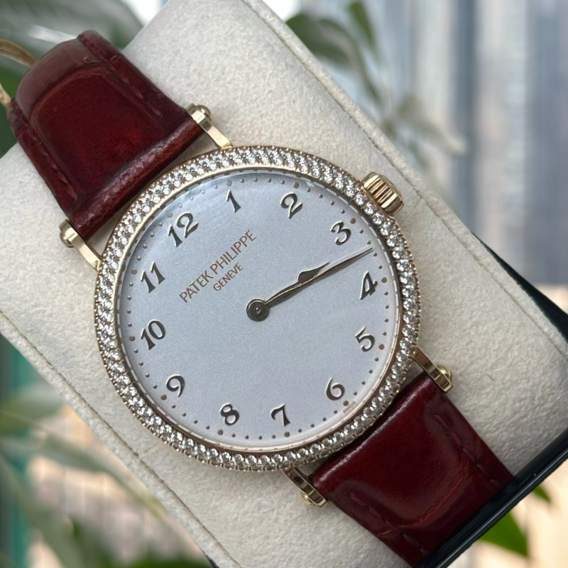 Patek Philippe 7200 / 200R-001 detail 1